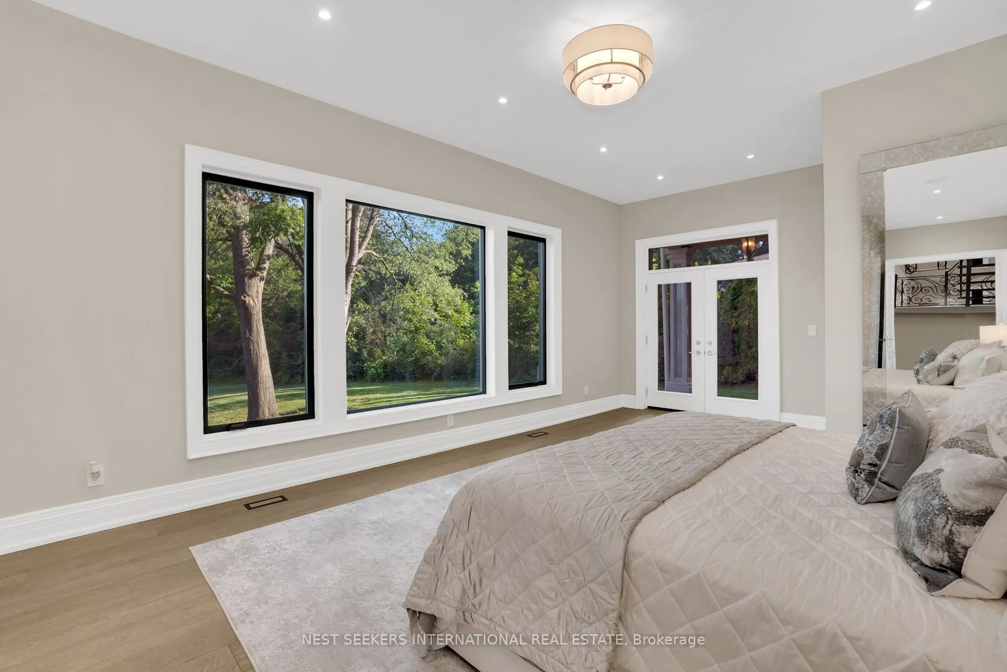 141 Kingscross Drive