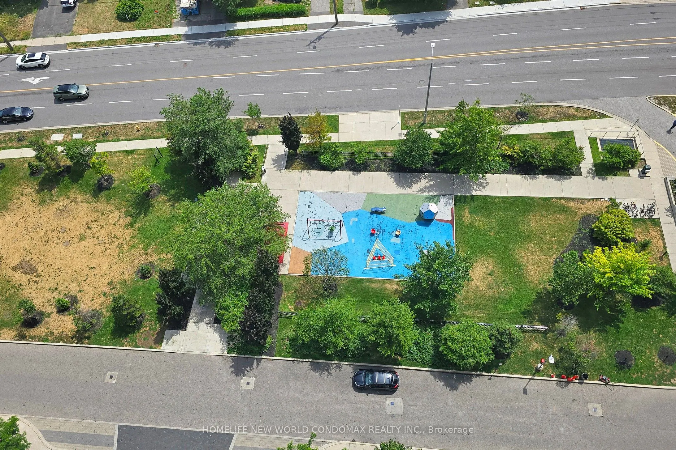7165 Yonge Street, #1906