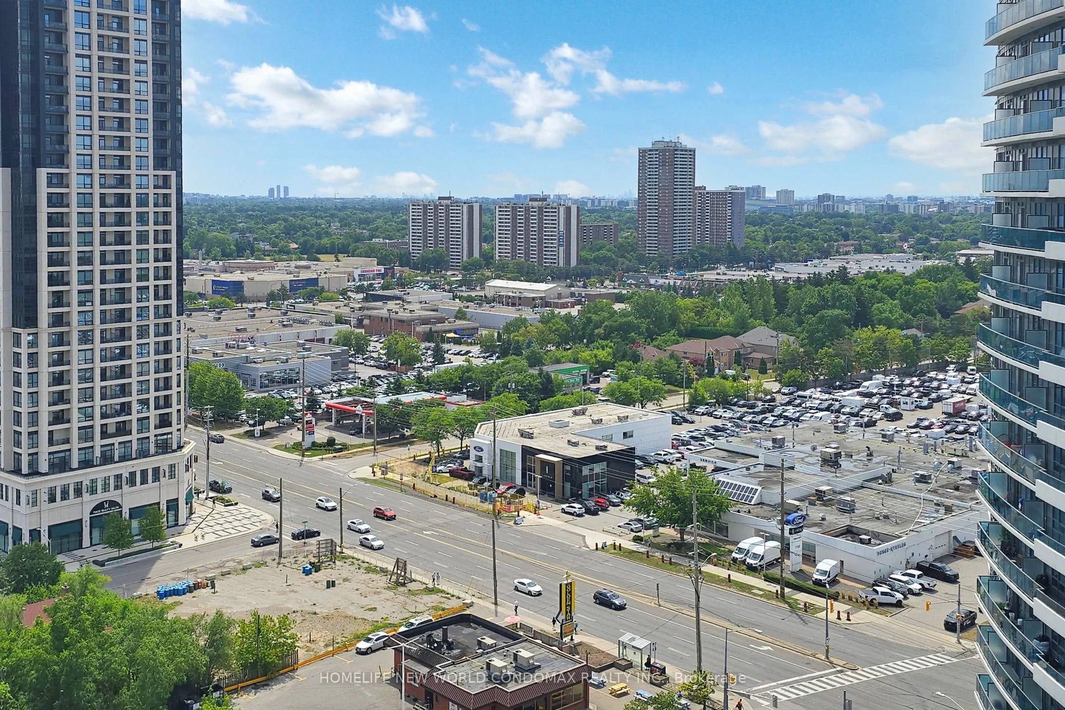7165 Yonge Street, #1906