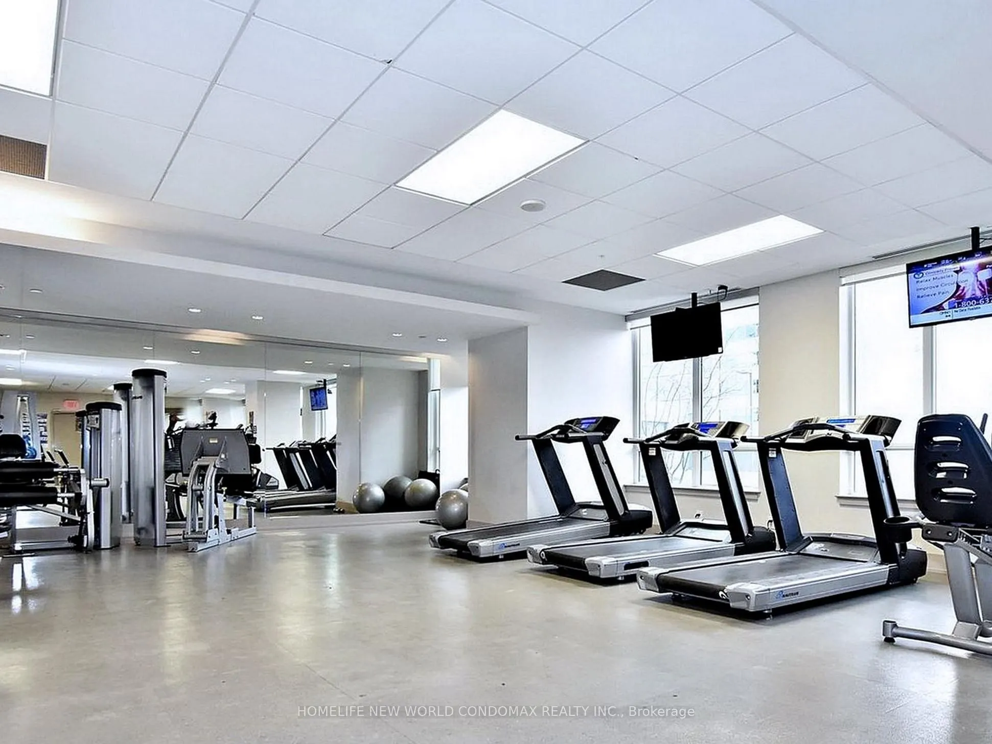 7165 Yonge Street, #1906