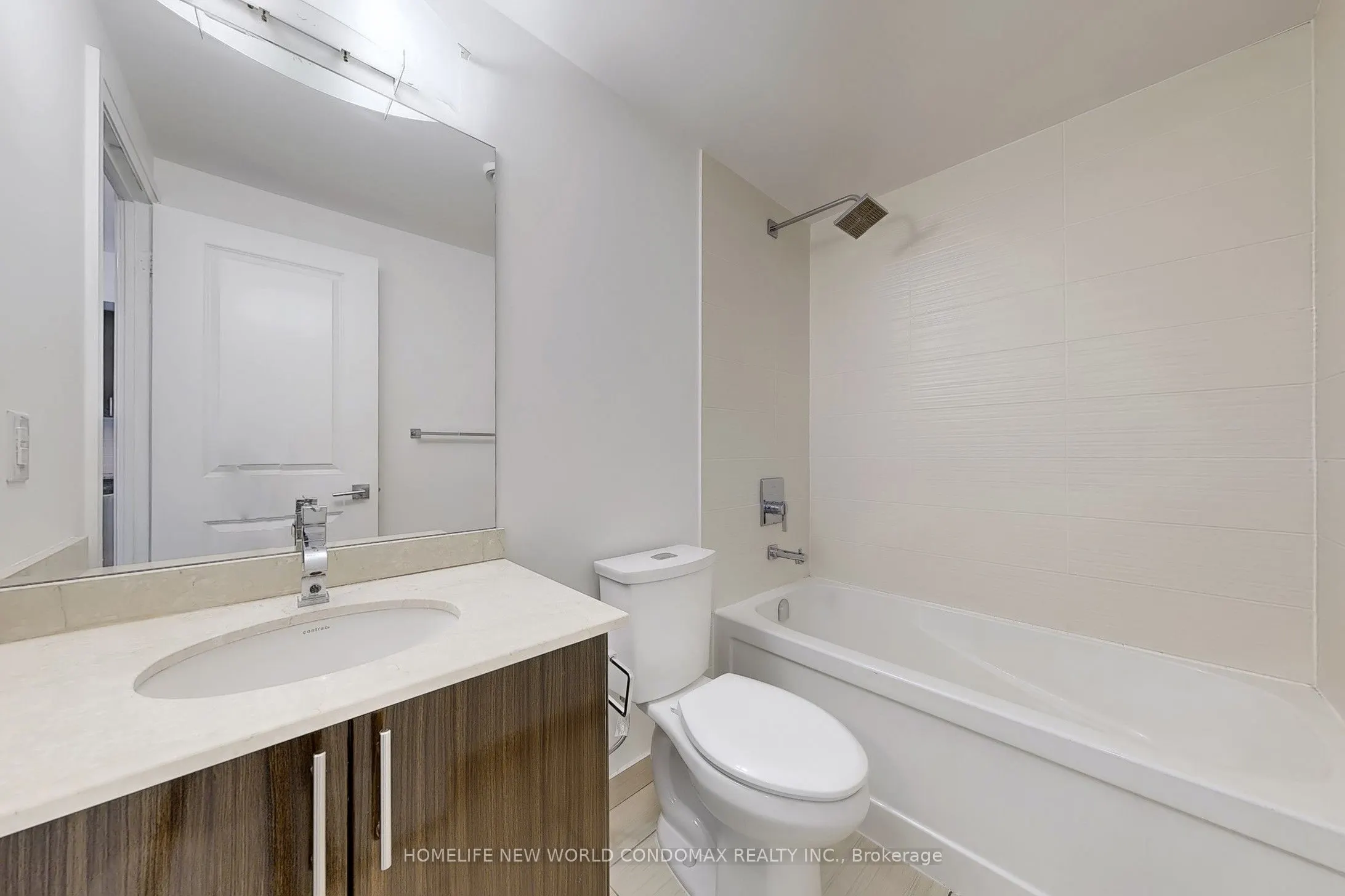 7165 Yonge Street, #1906