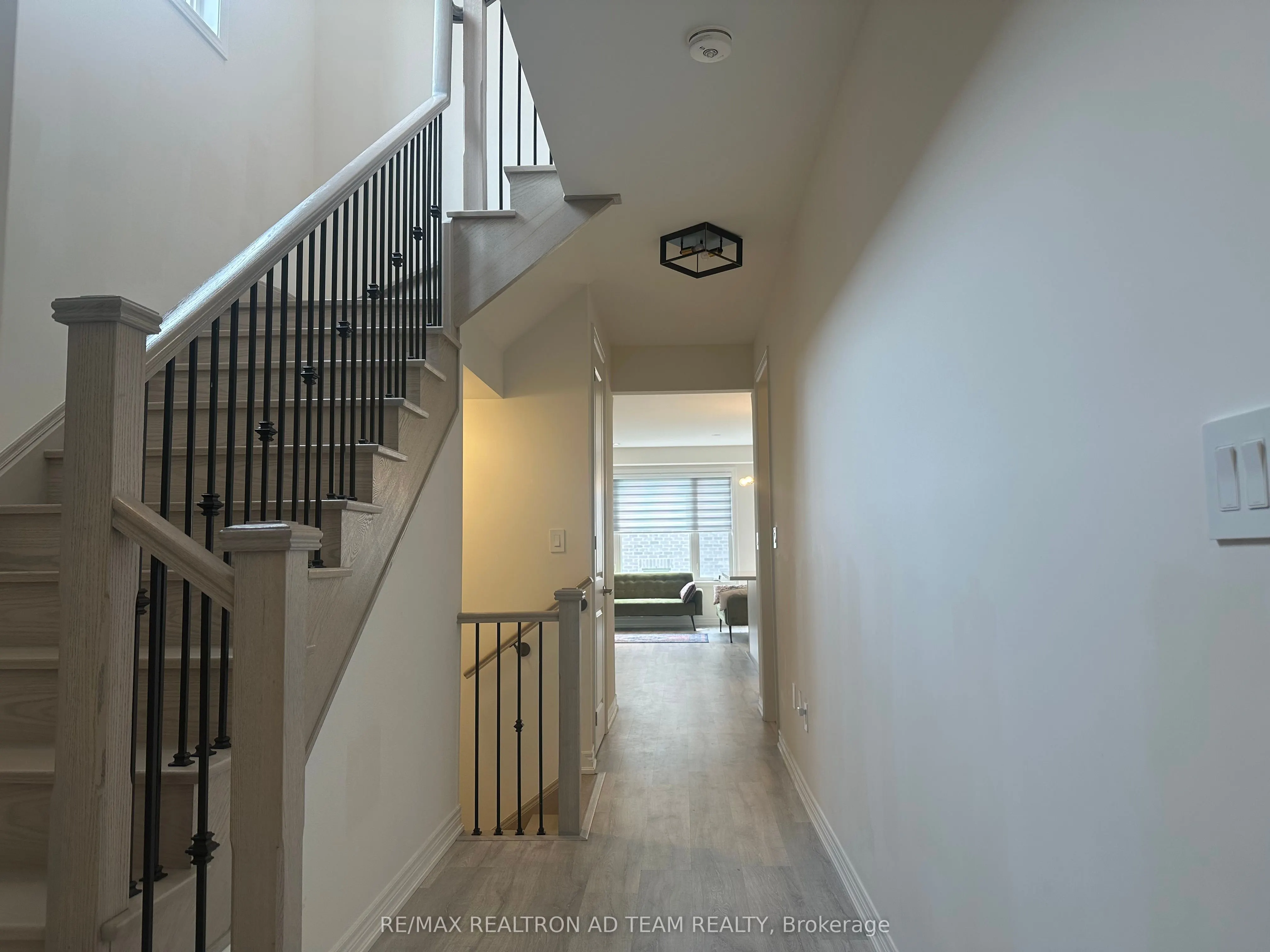 7 Wesmina Avenue