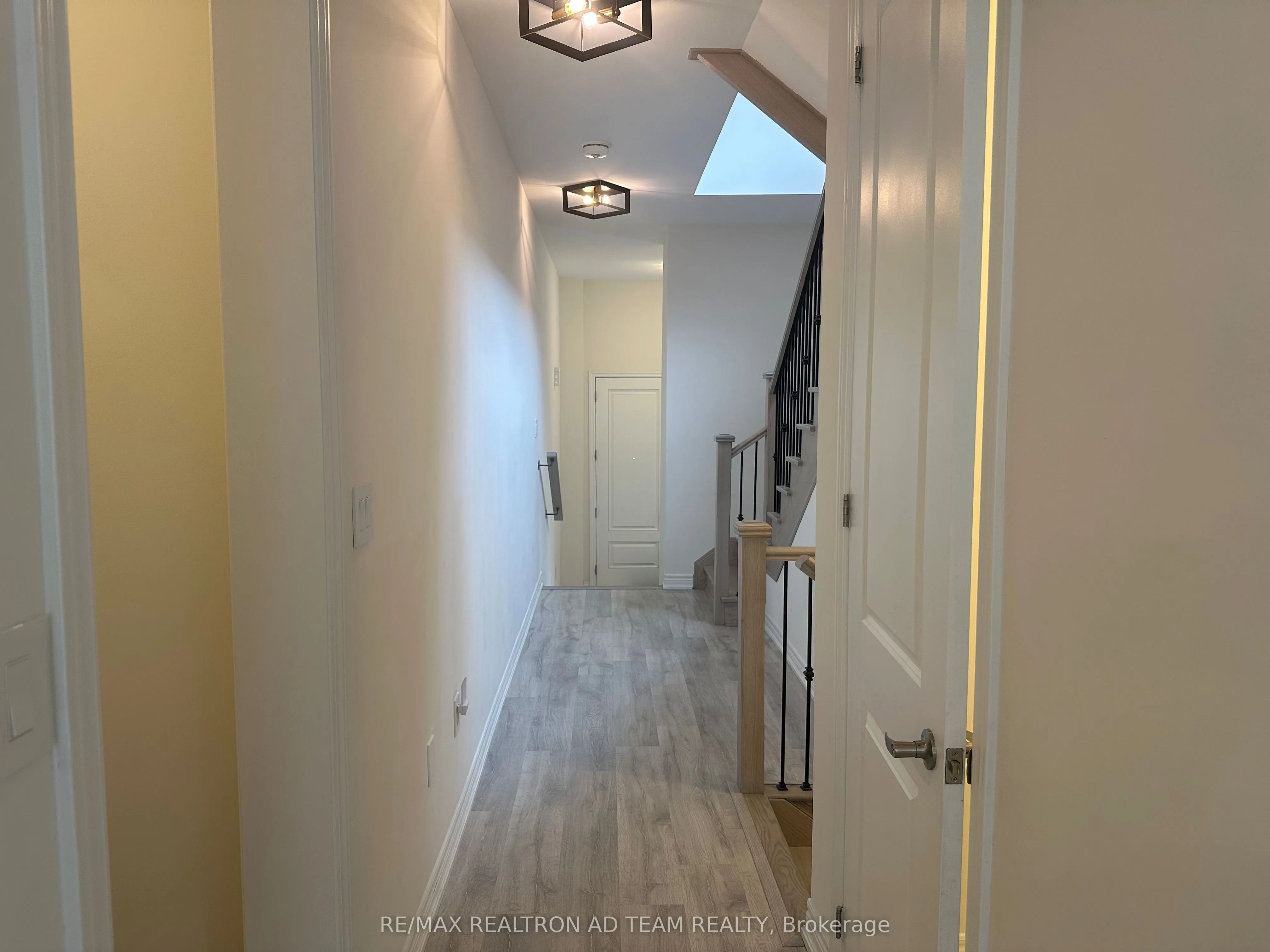 7 Wesmina Avenue