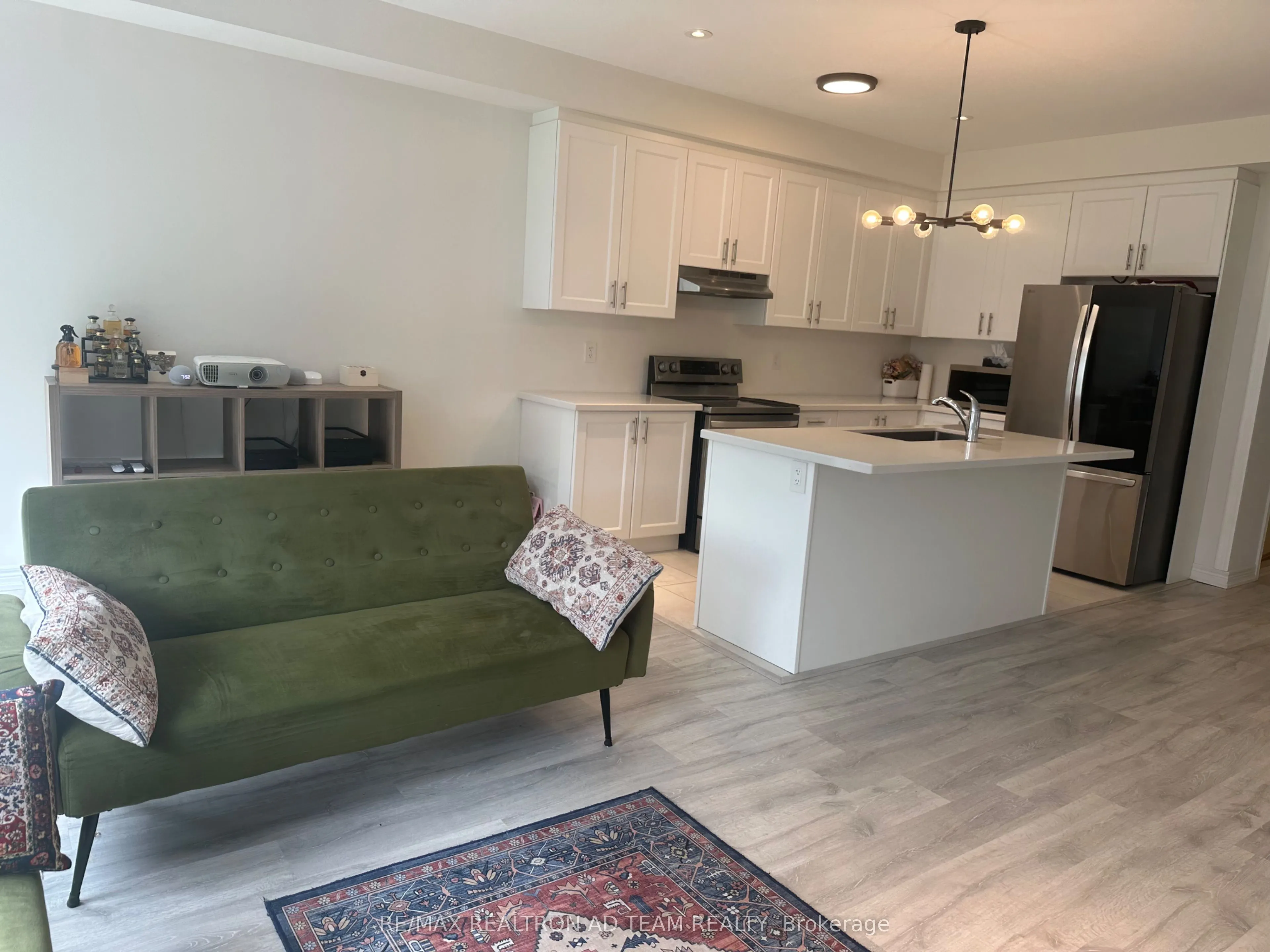 7 Wesmina Avenue