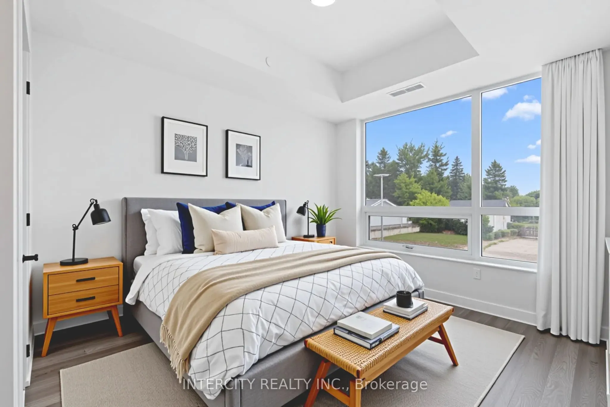 2075 King Road, #235
