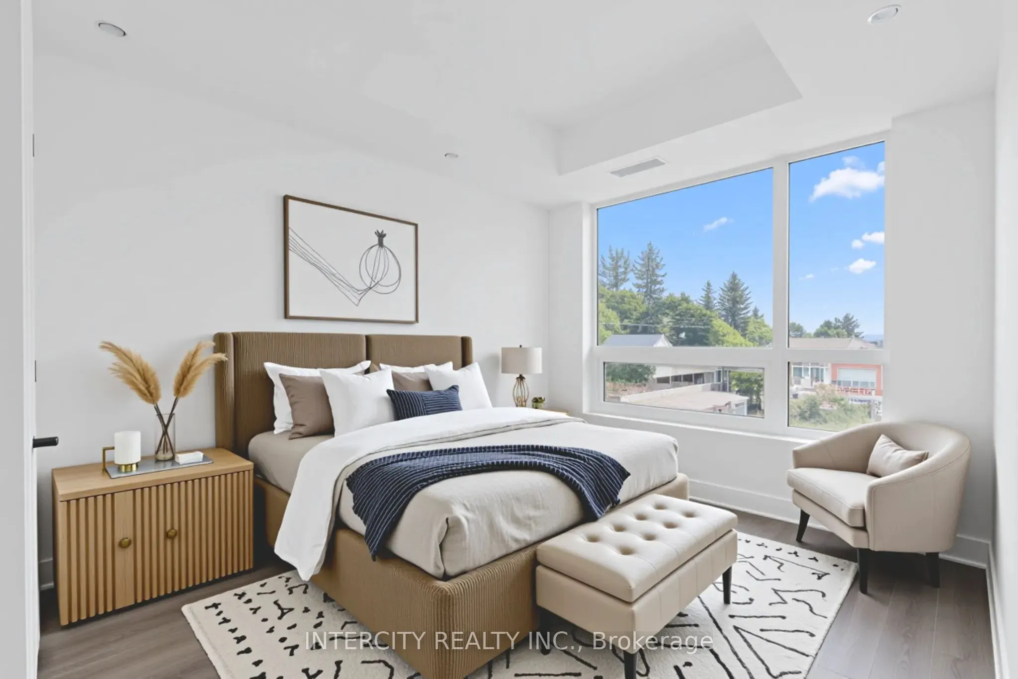 2075 King Road, #237
