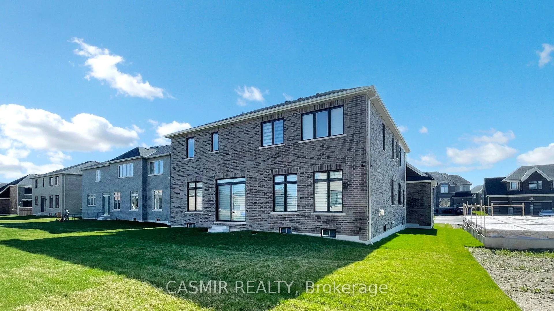 25 Bellflower Crescent