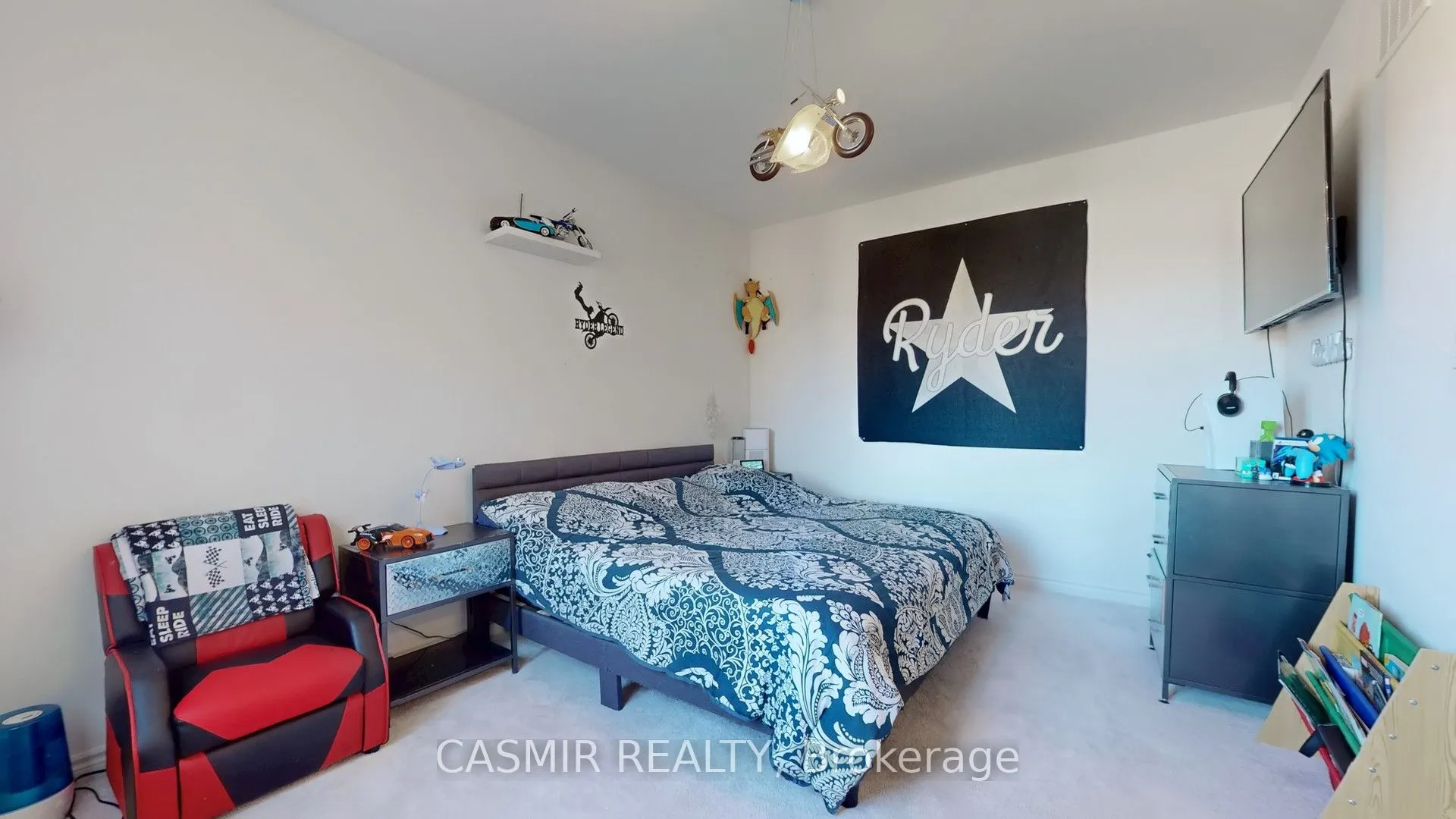 25 Bellflower Crescent