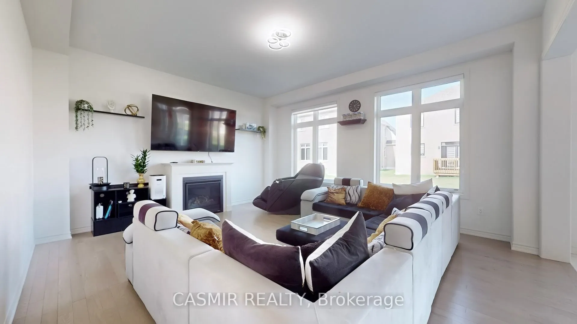 25 Bellflower Crescent