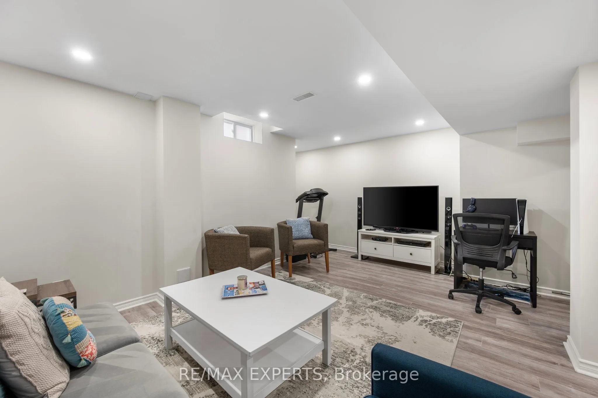 1042 Murrell Boulevard