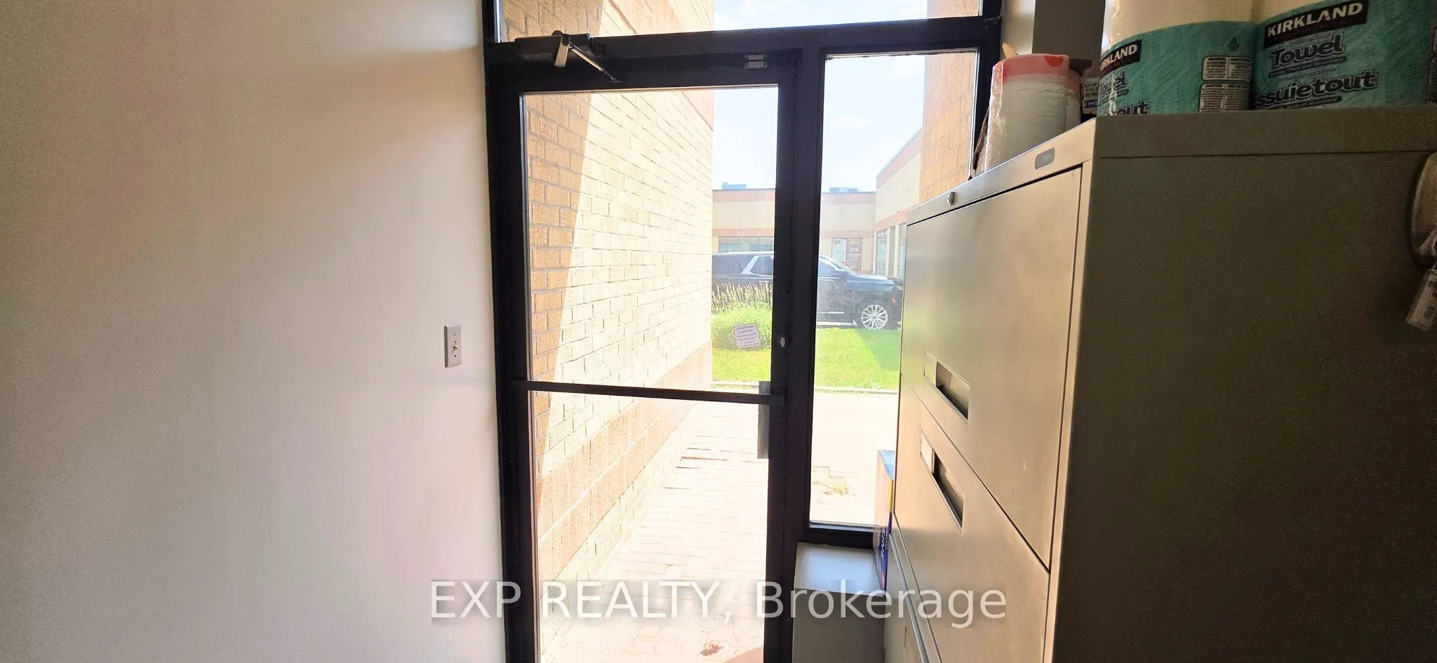 45 Casmir Court, #18