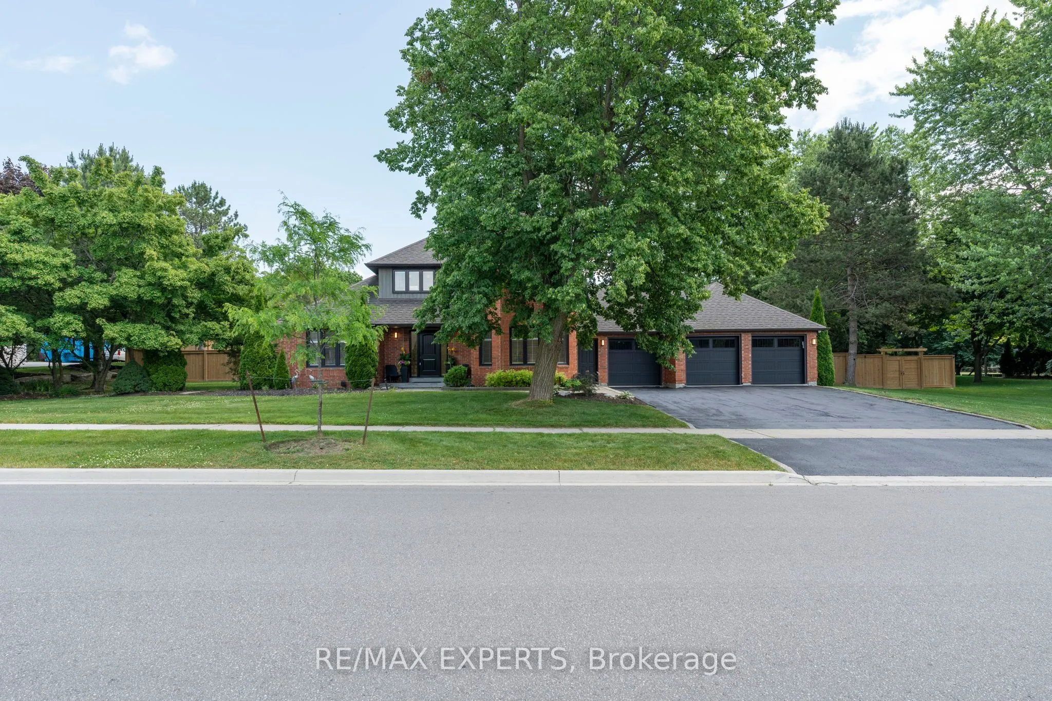 21 McCutcheon Avenue
