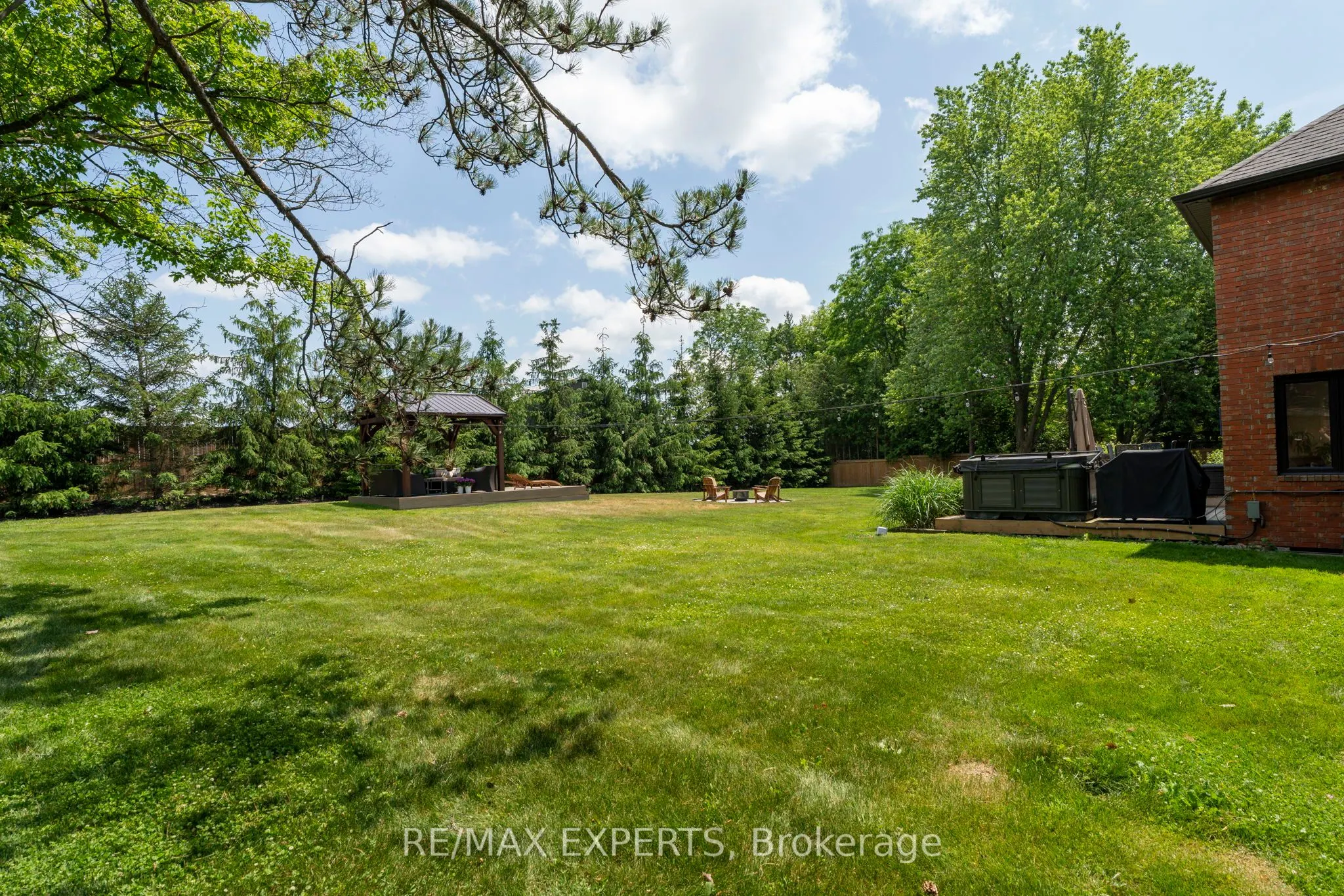 21 McCutcheon Avenue
