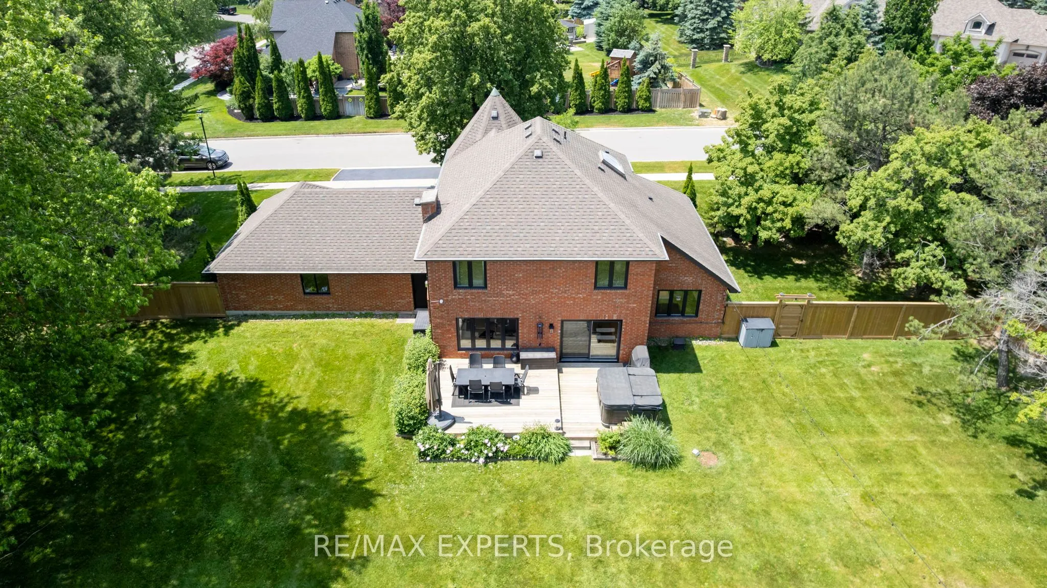 21 McCutcheon Avenue