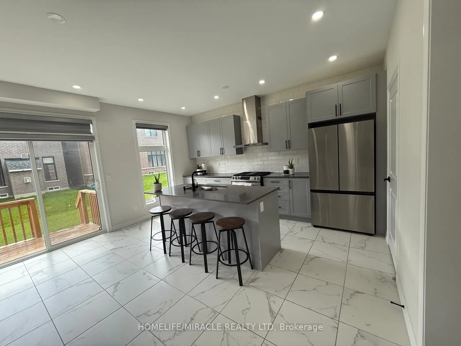 20 Ainslie Hill Crescent