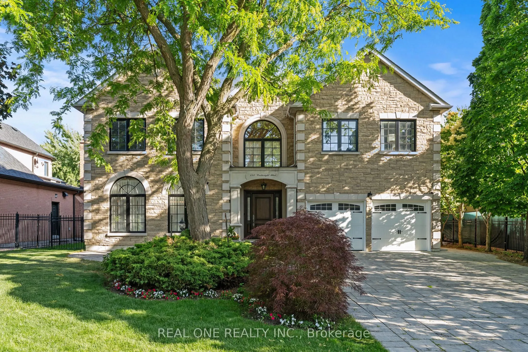 111 Cartwright Boulevard