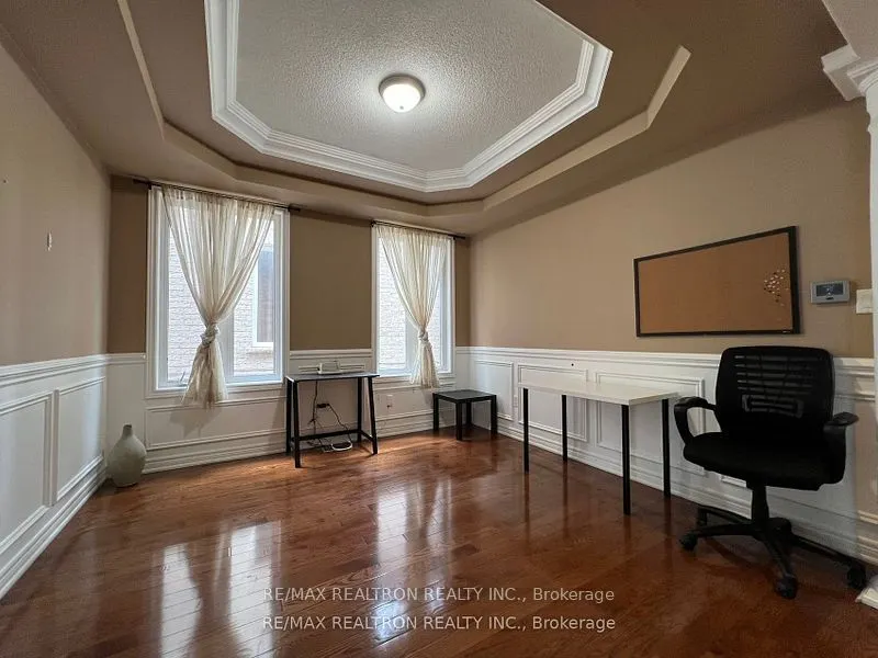 120 Greenock Drive