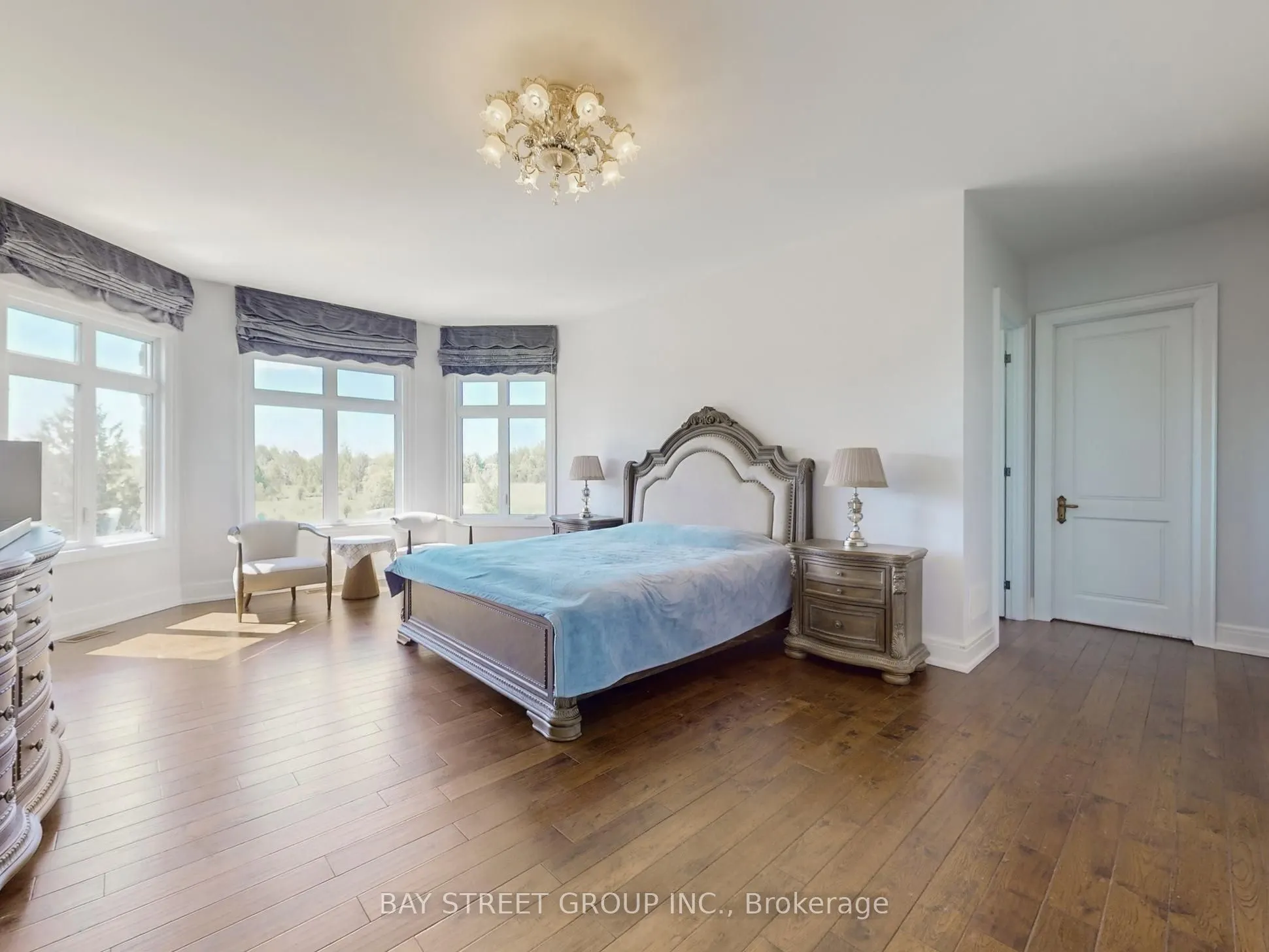 3141 Vivian Road