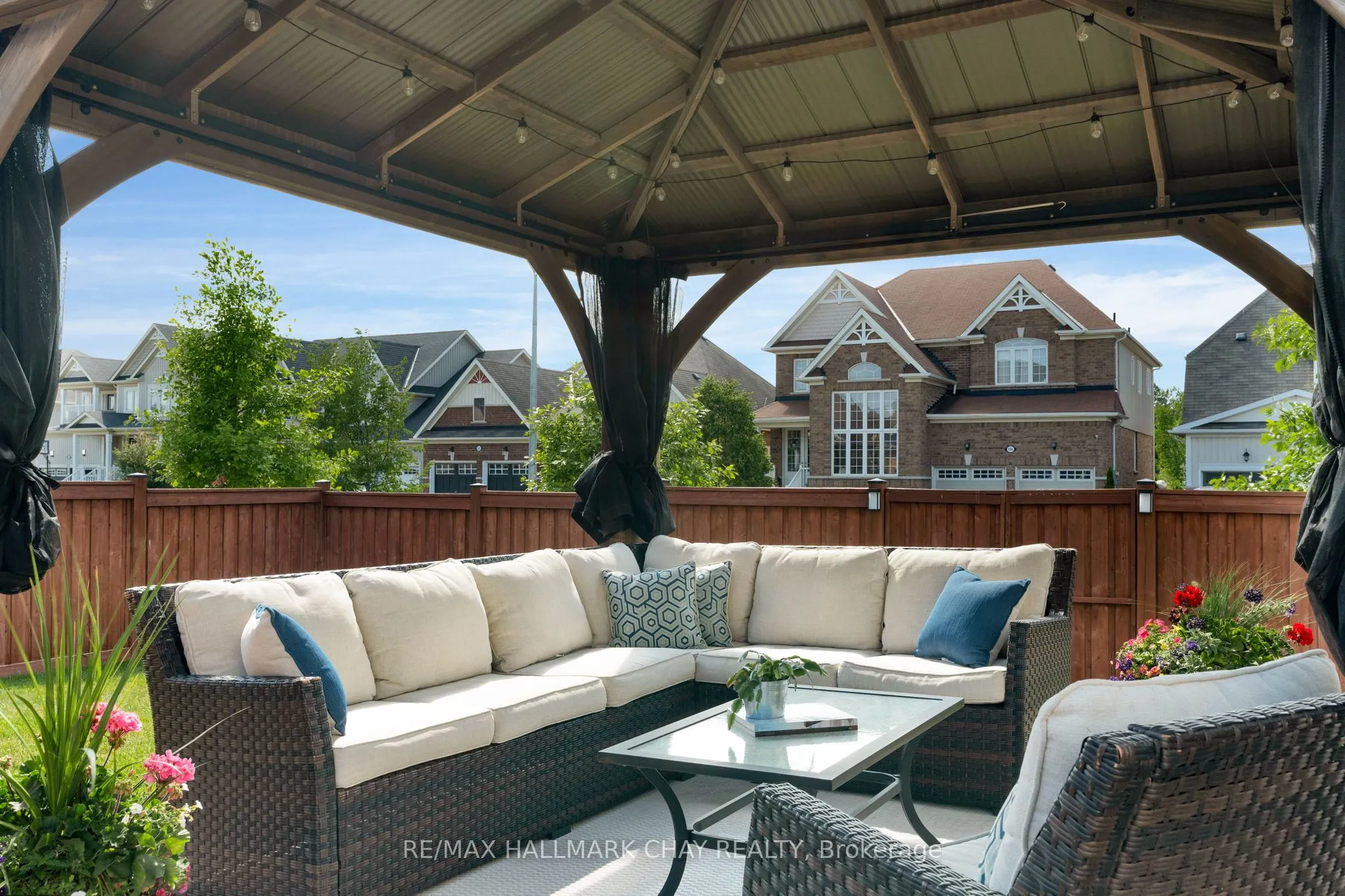 117 Mount Crescent