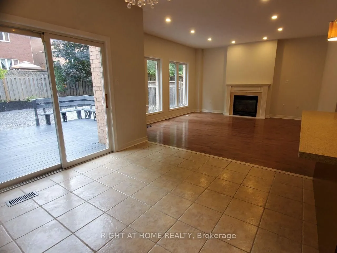 46 Woodbury Crescent