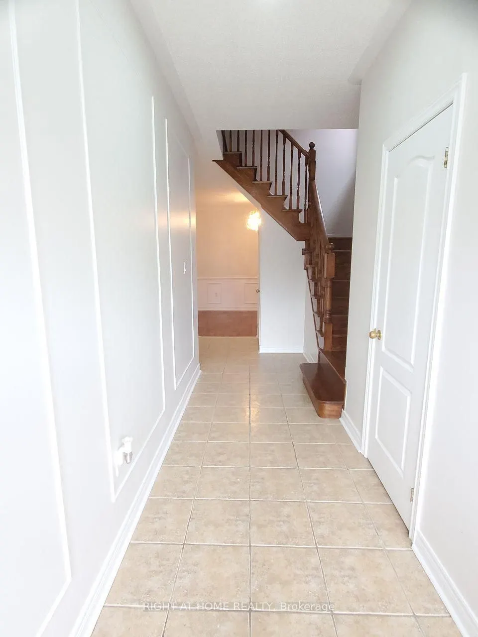 46 Woodbury Crescent