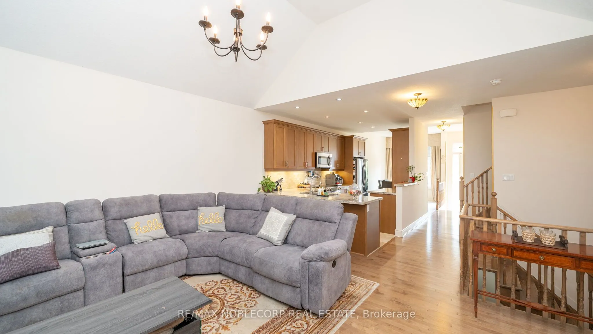 40 Hillcrest Drive, #128