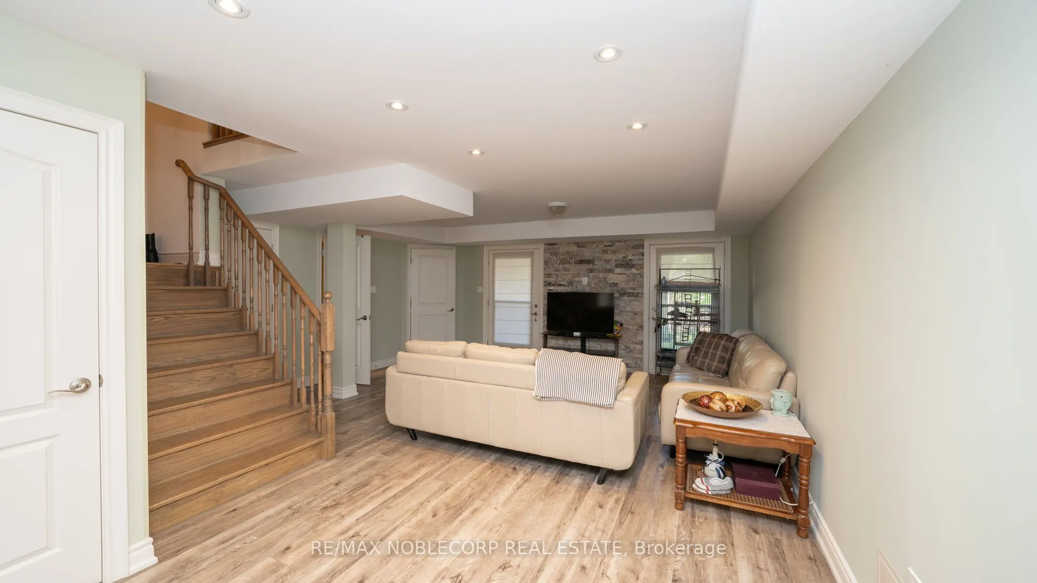 40 Hillcrest Drive, #128