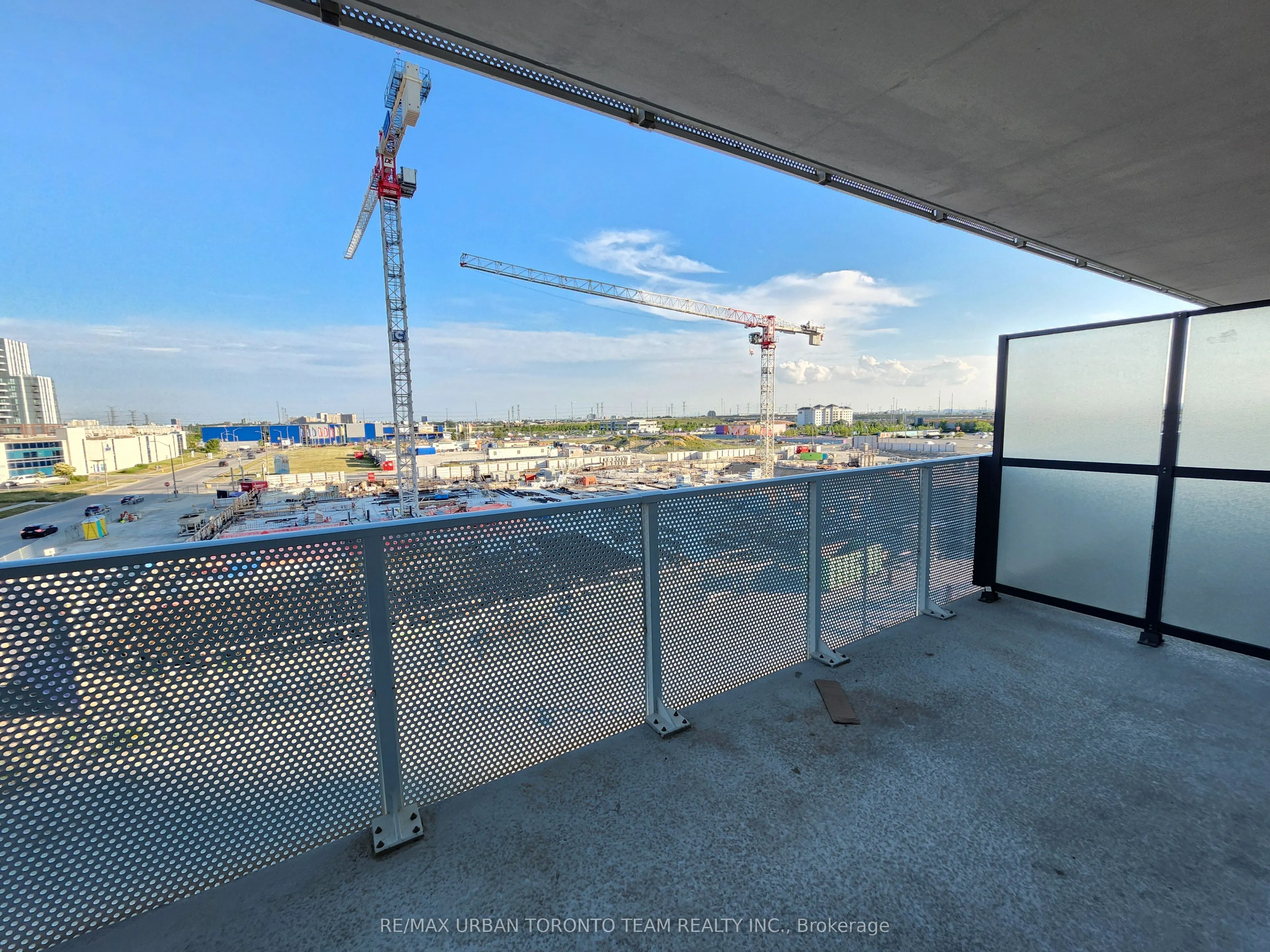 28 Interchange Way, #518