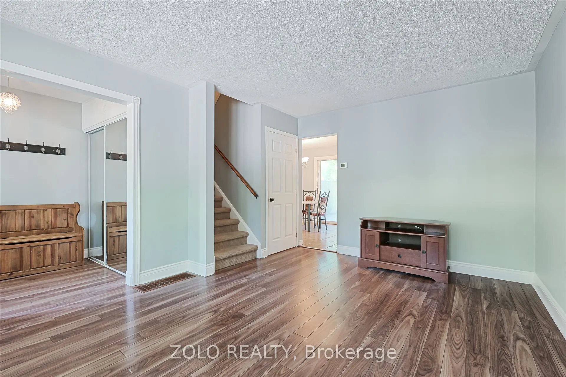 690 Elgin Street