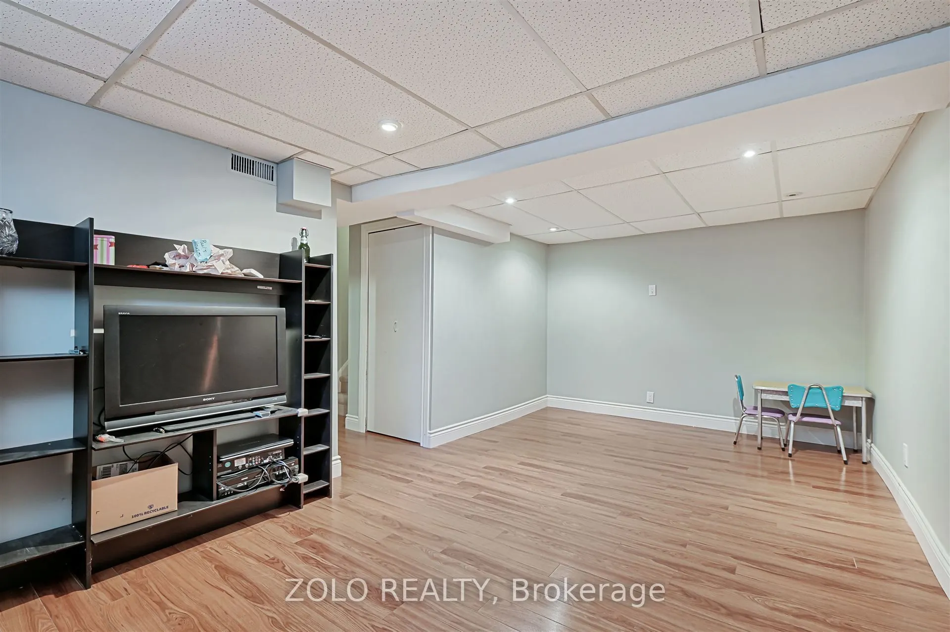 690 Elgin Street