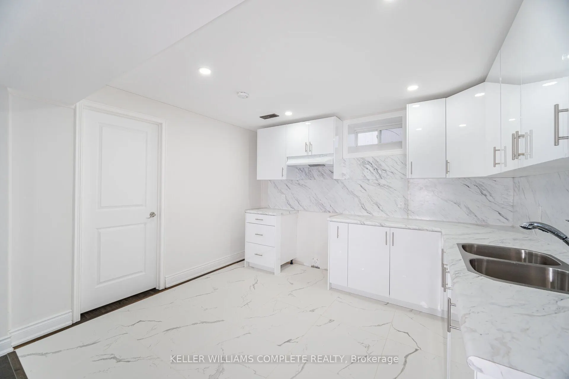 756 Freemont Court