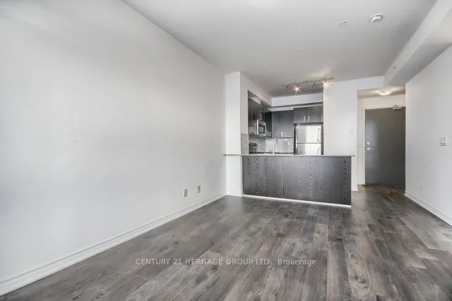 11611 Yonge Street, #211