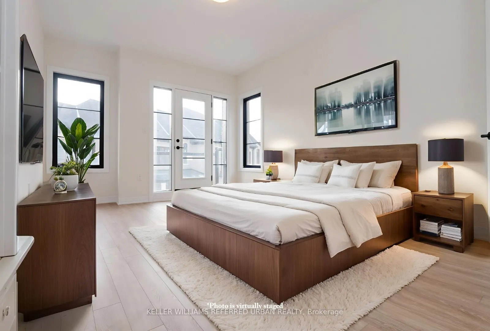 26 De La Roche Drive