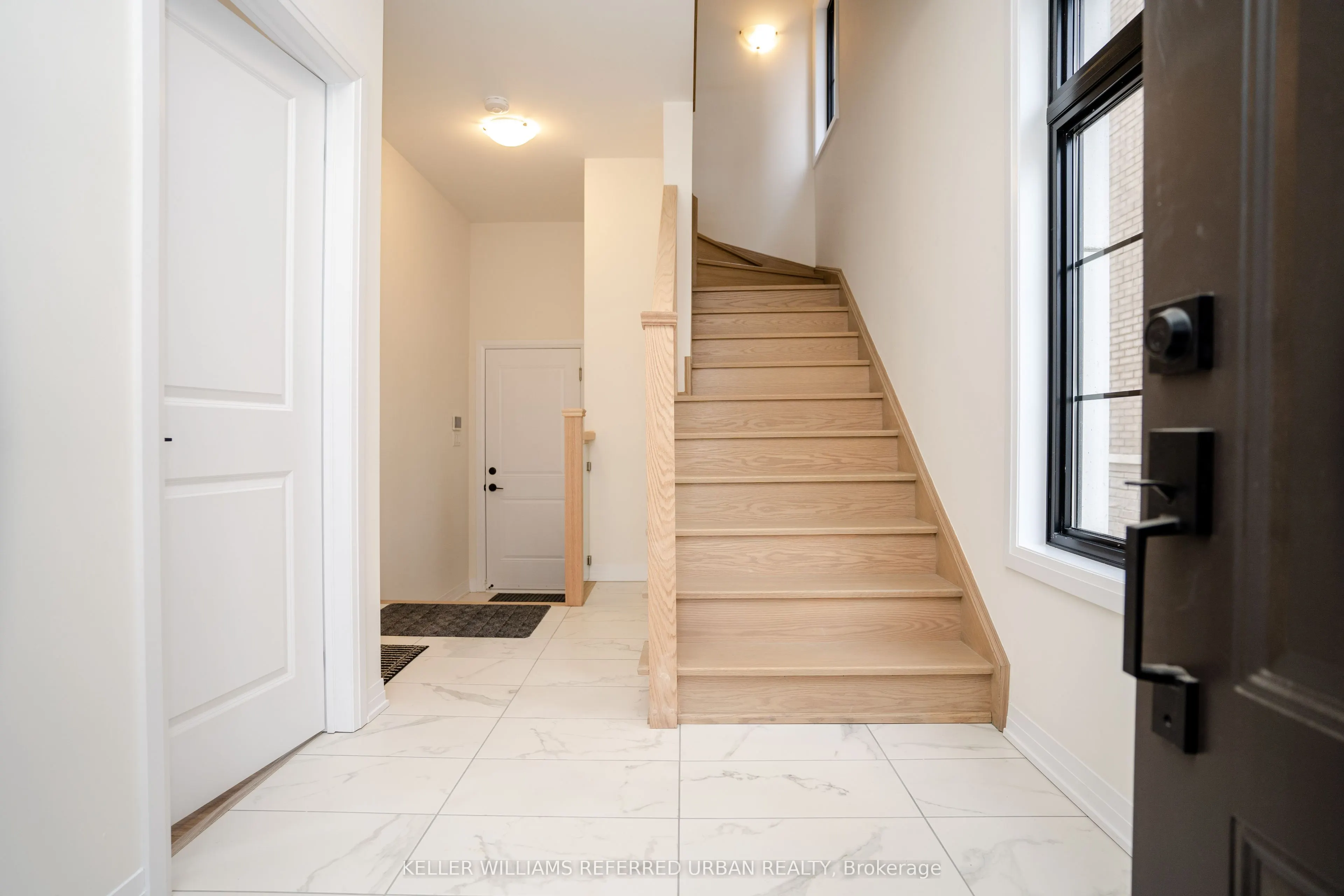 26 De La Roche Drive