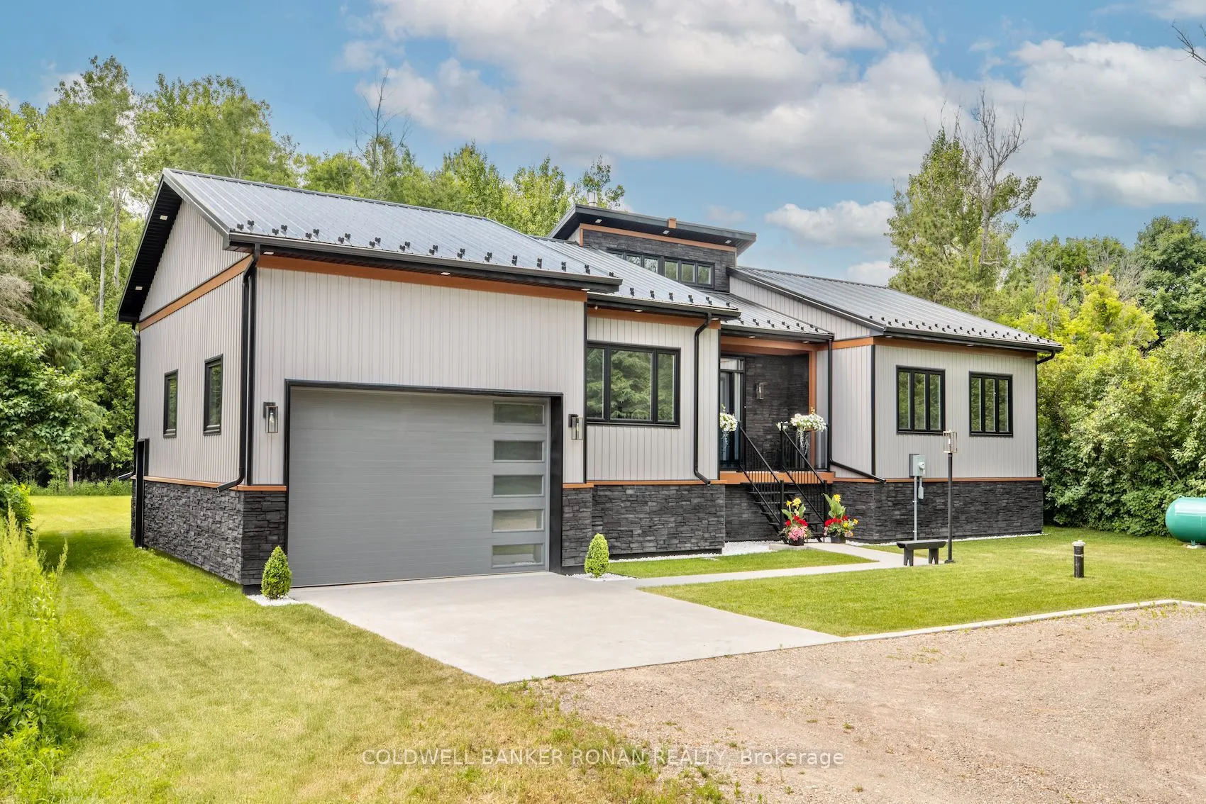 9243 County Road 1