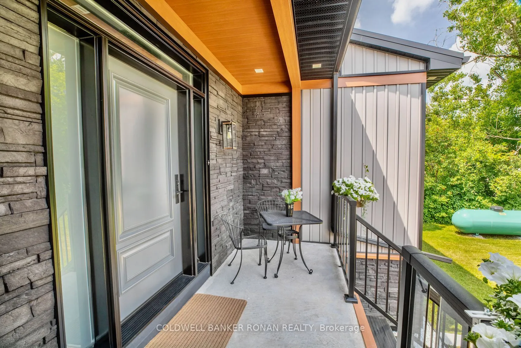 9243 County Road 1