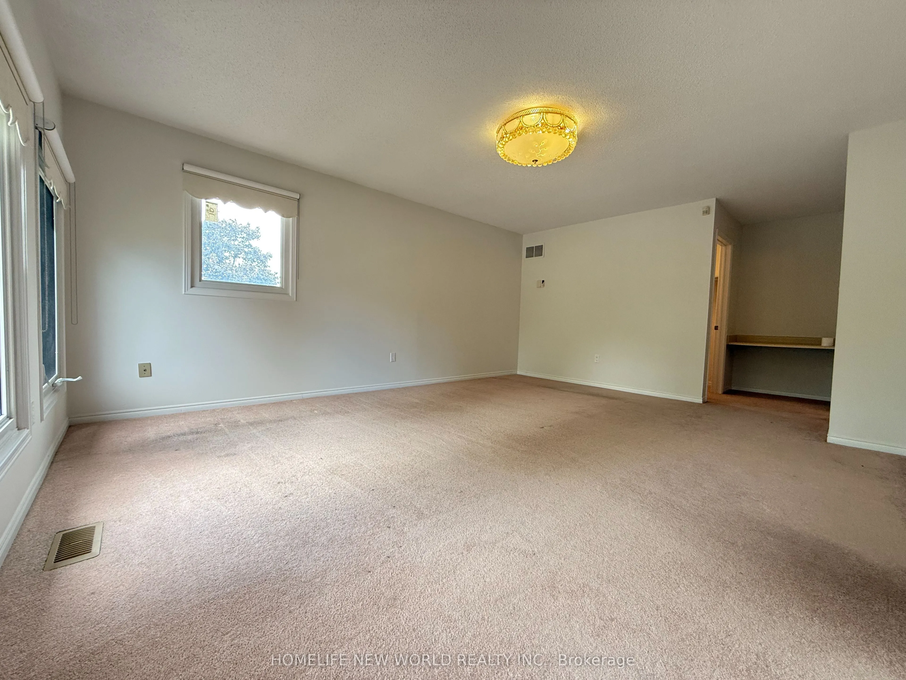 106 Morrison Crescent