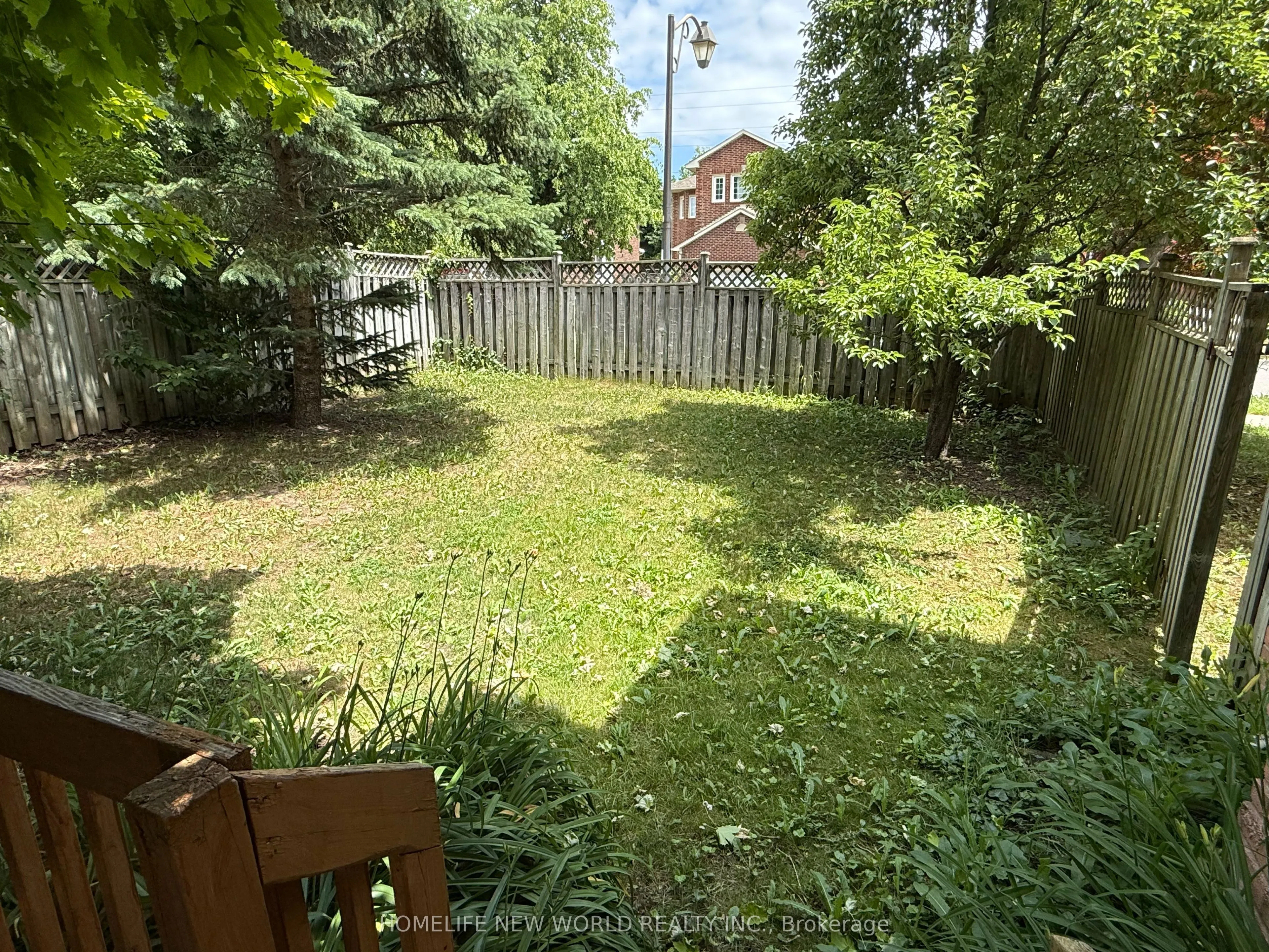 106 Morrison Crescent