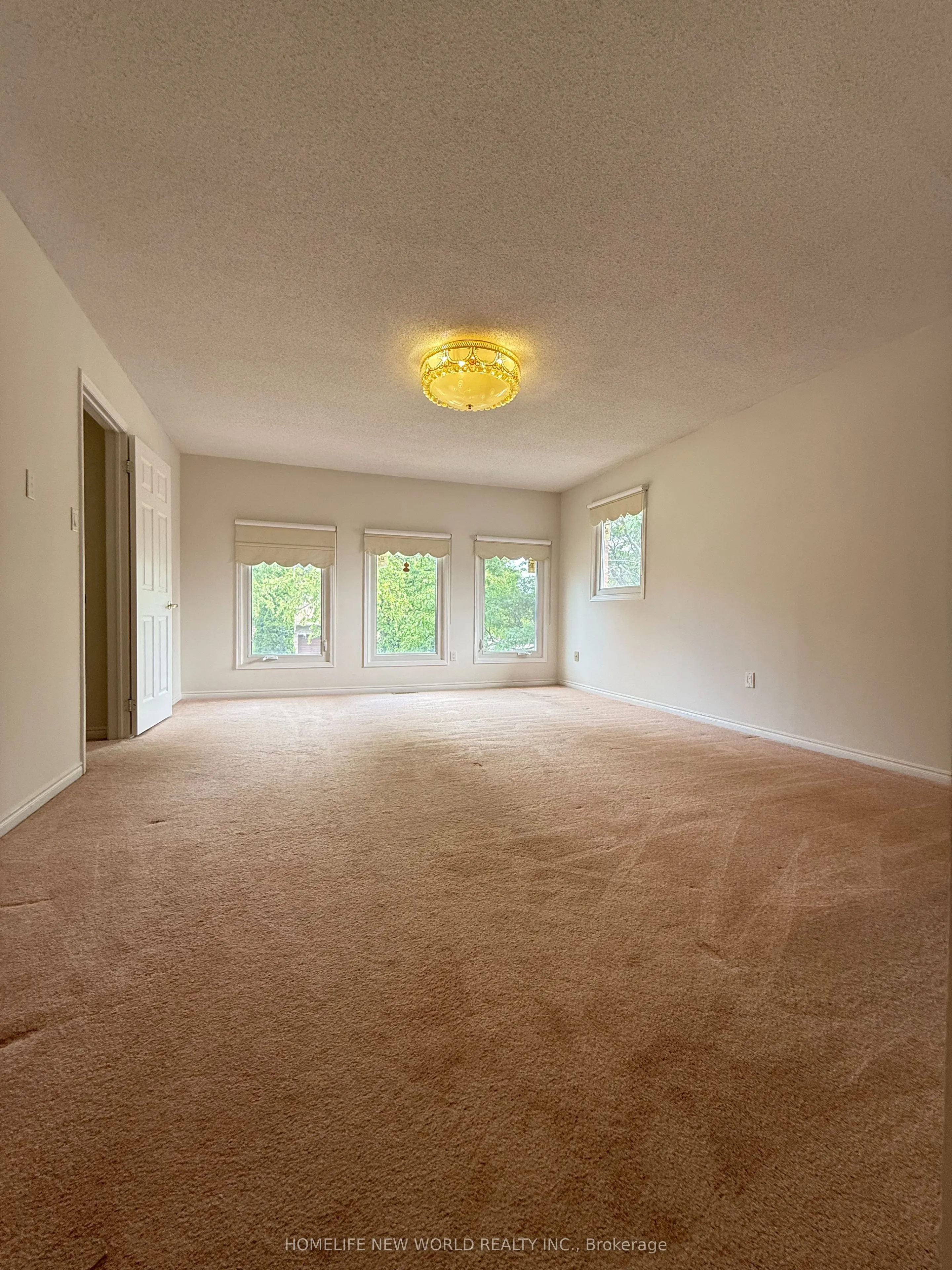 106 Morrison Crescent