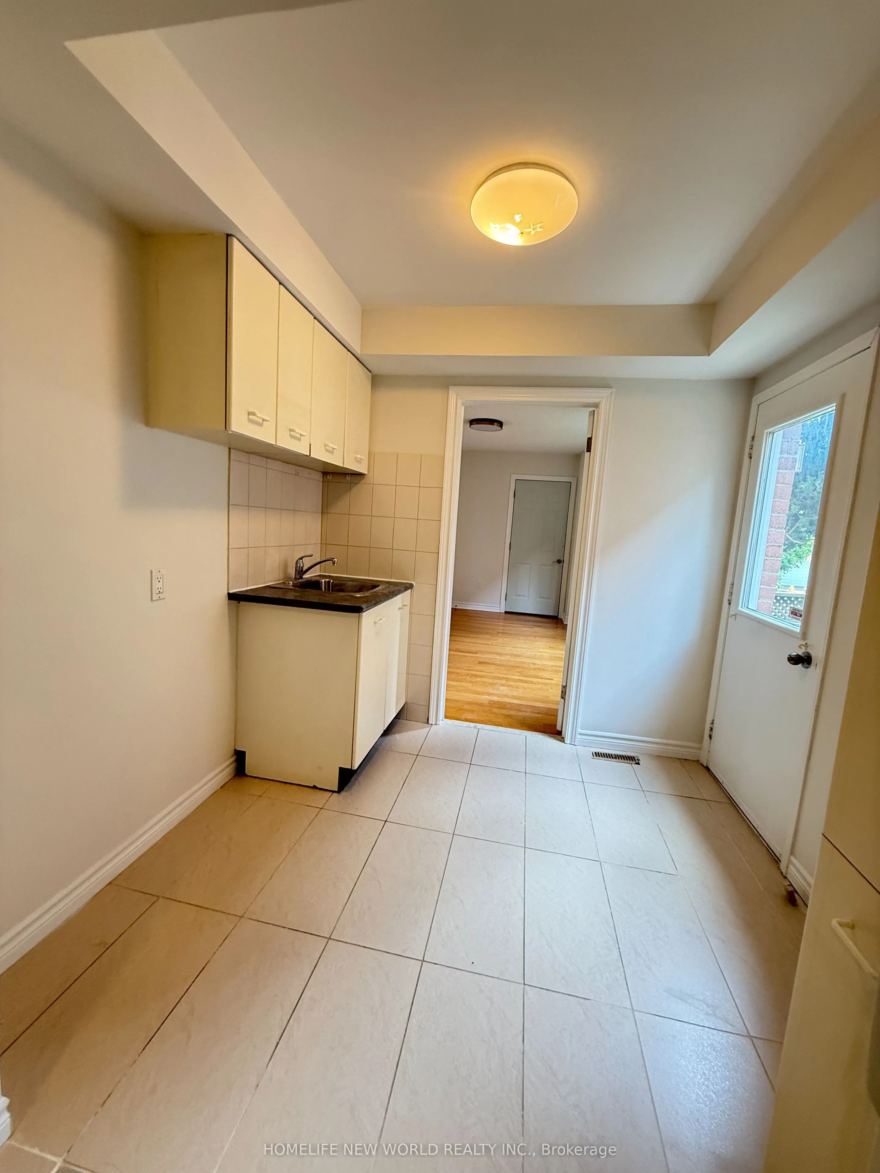106 Morrison Crescent