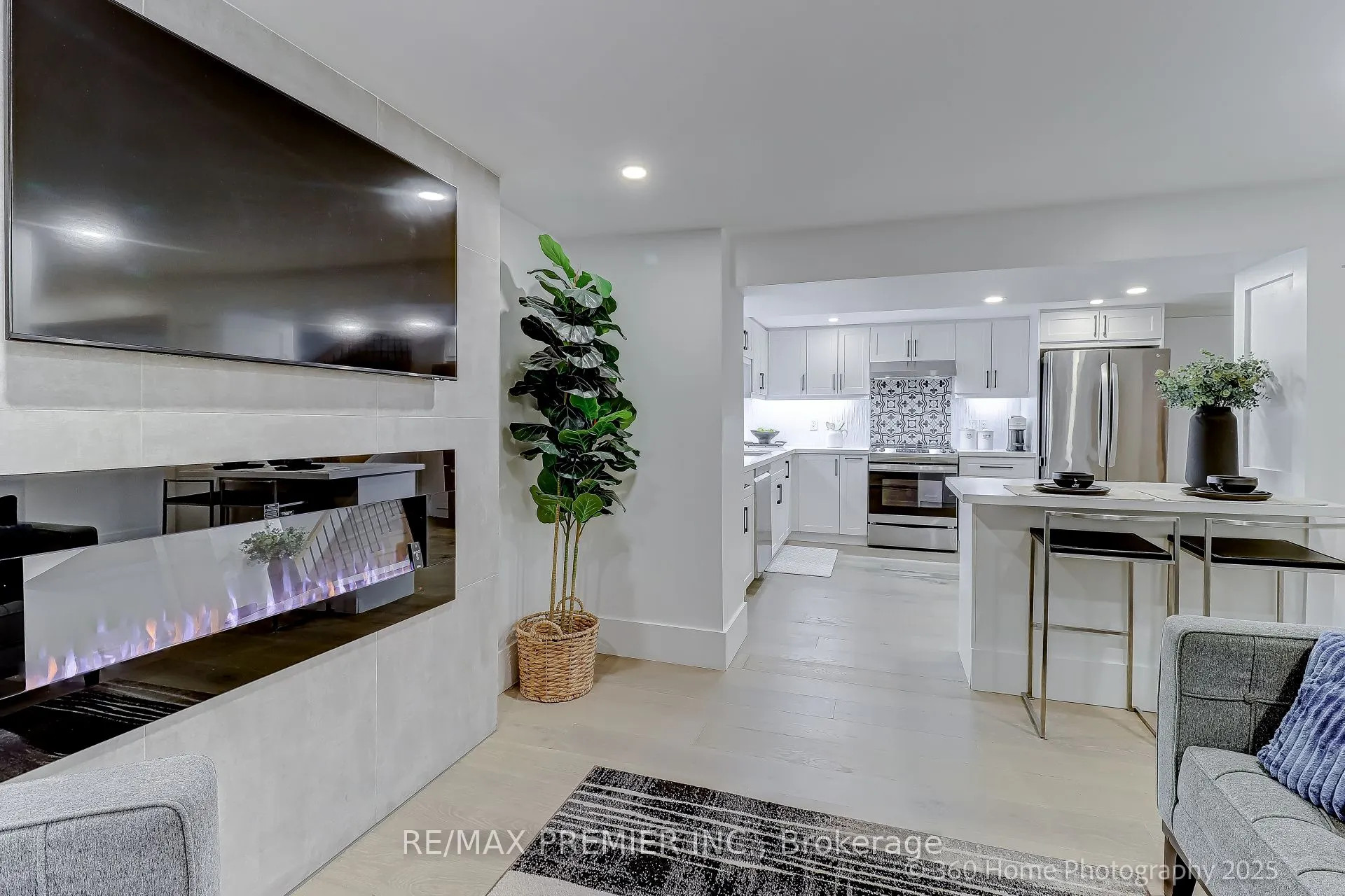 17 Chinook Drive