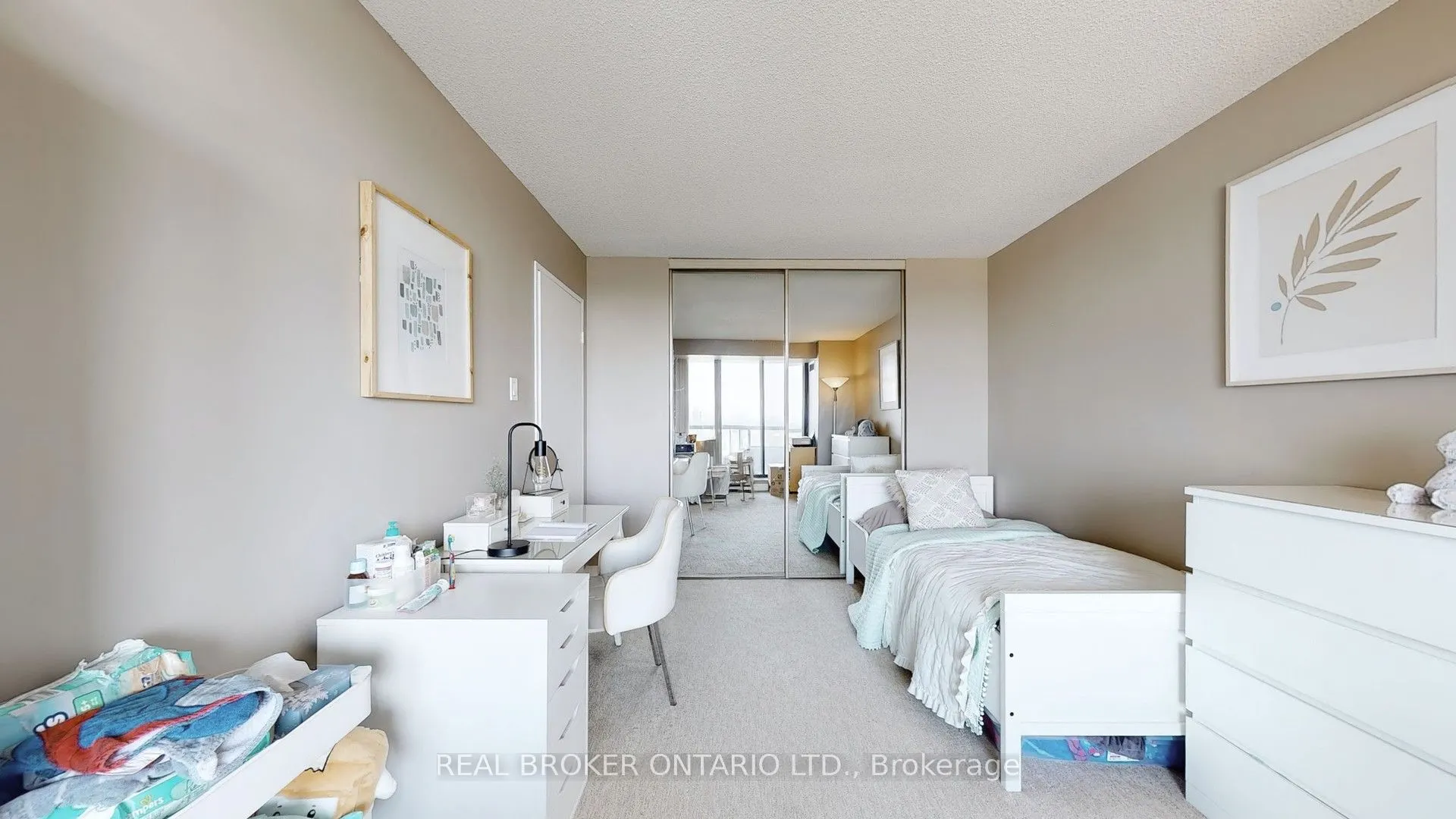 7440 Bathurst Street #1402