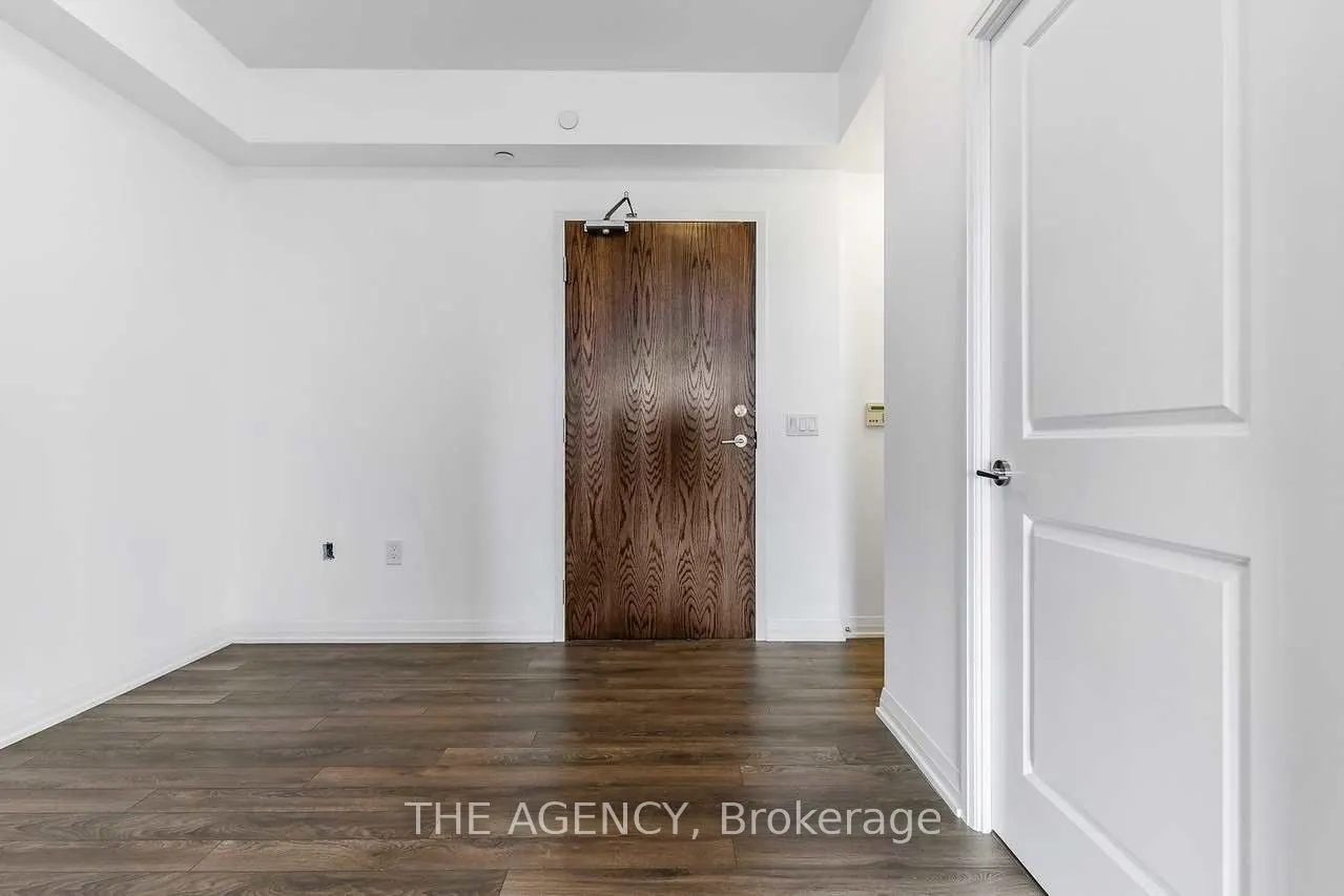 99 Eagle Rock Way, #806