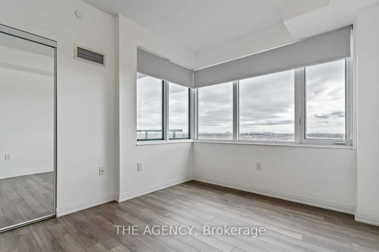 99 Eagle Rock Way, #806