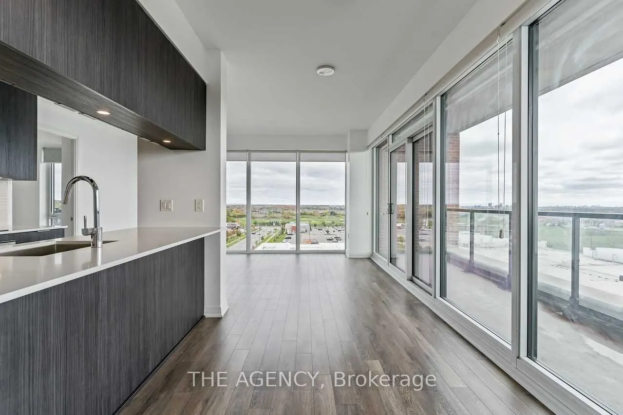 99 Eagle Rock Way, #806