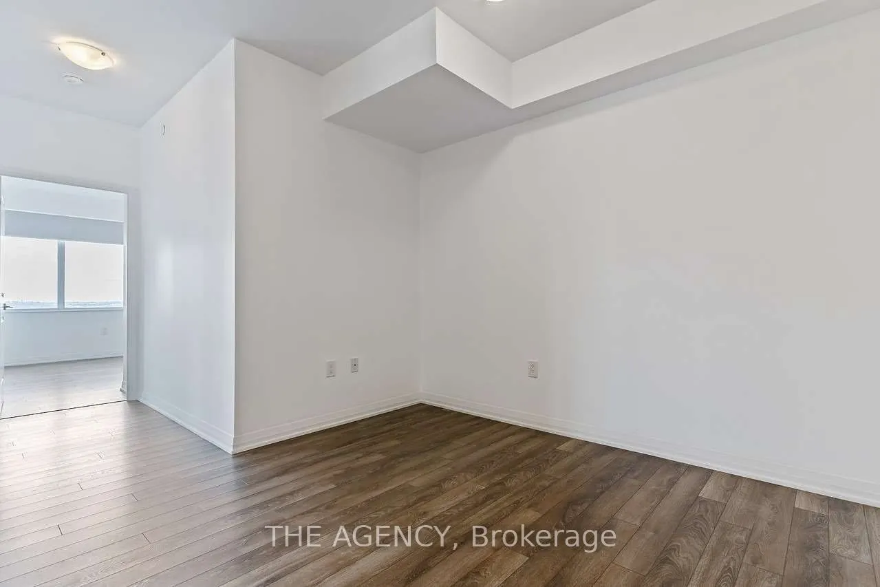 99 Eagle Rock Way, #806