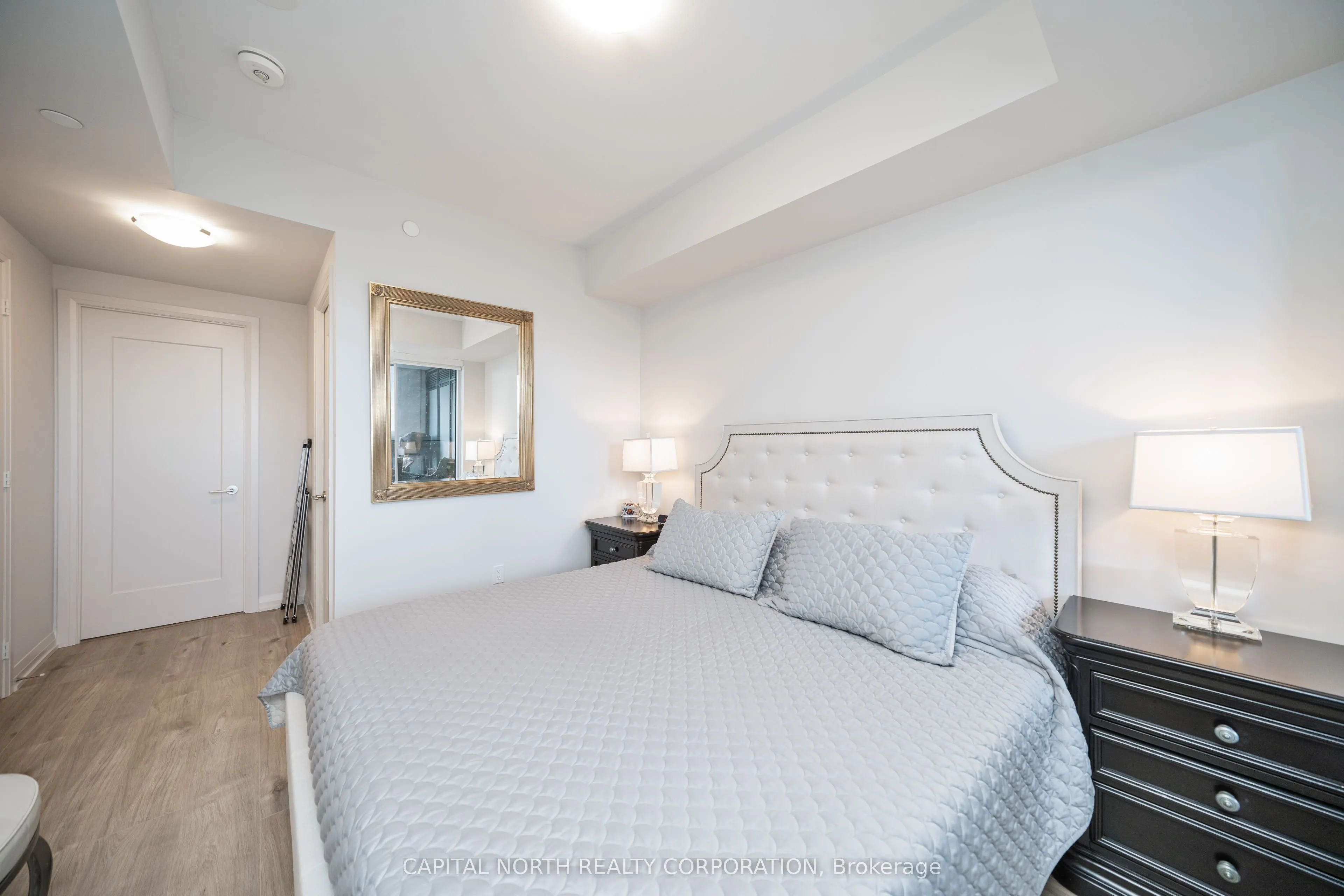 9000 Jane Street, #231