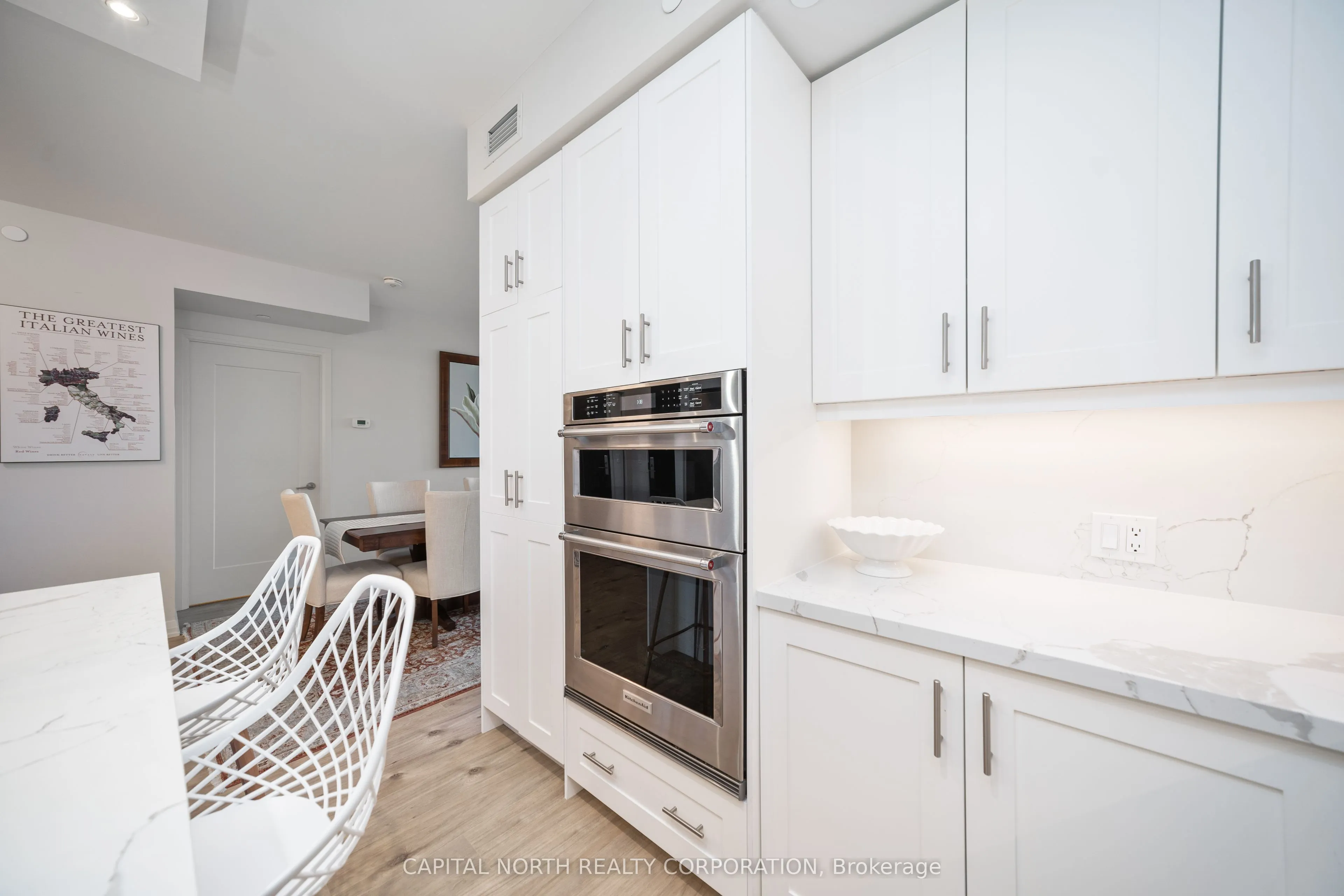 9000 Jane Street, #231