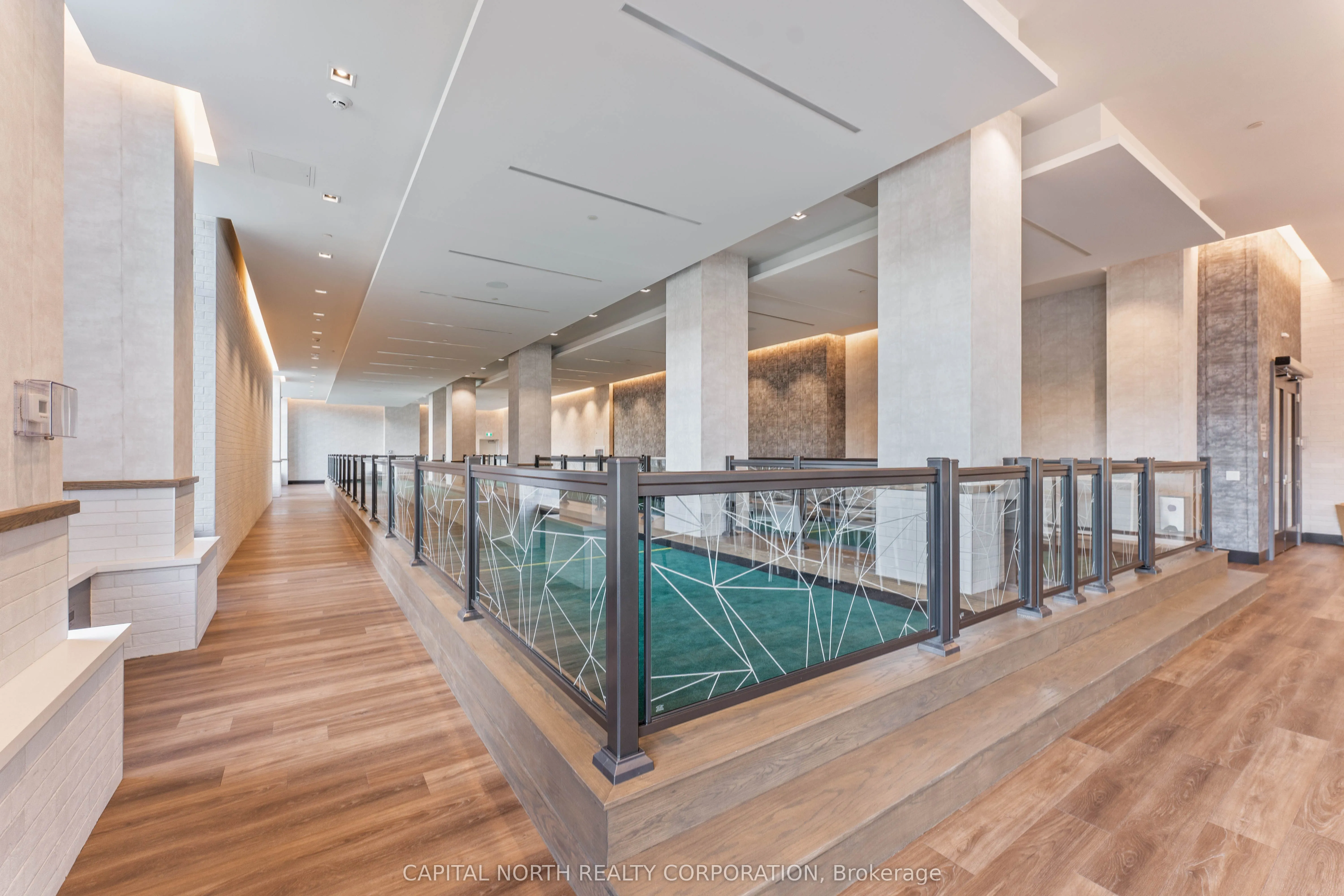 9000 Jane Street, #231