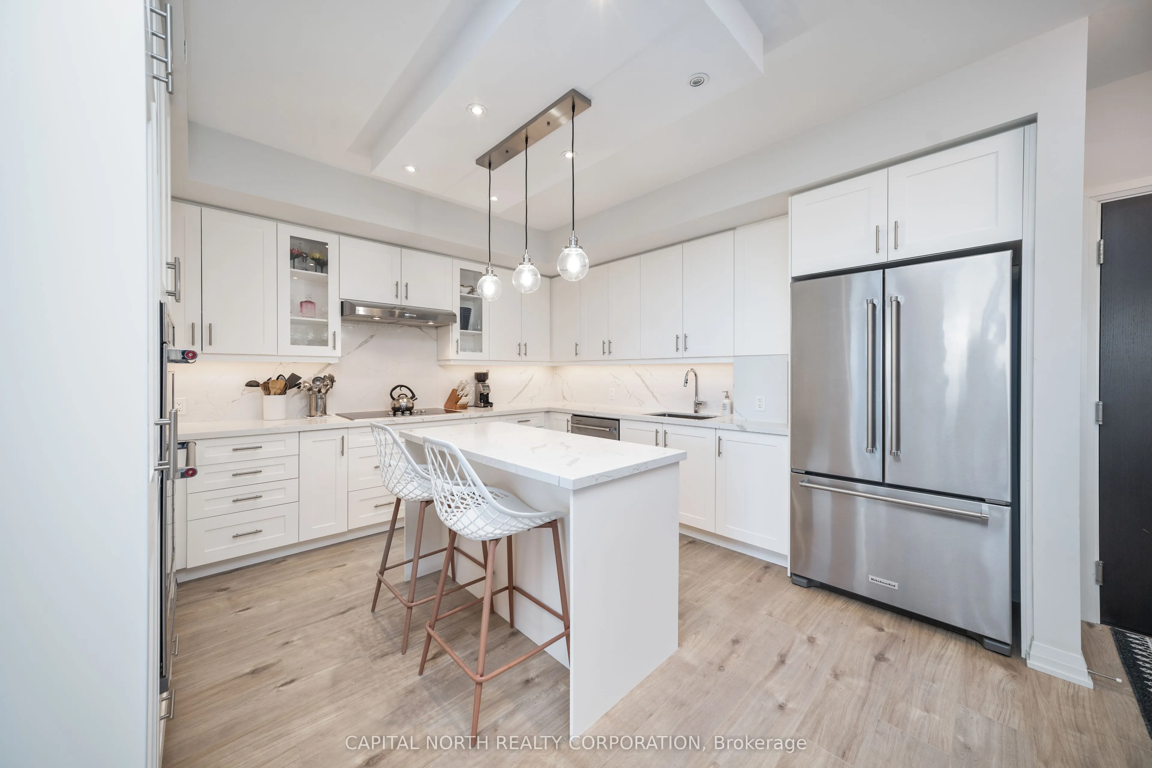 9000 Jane Street, #231